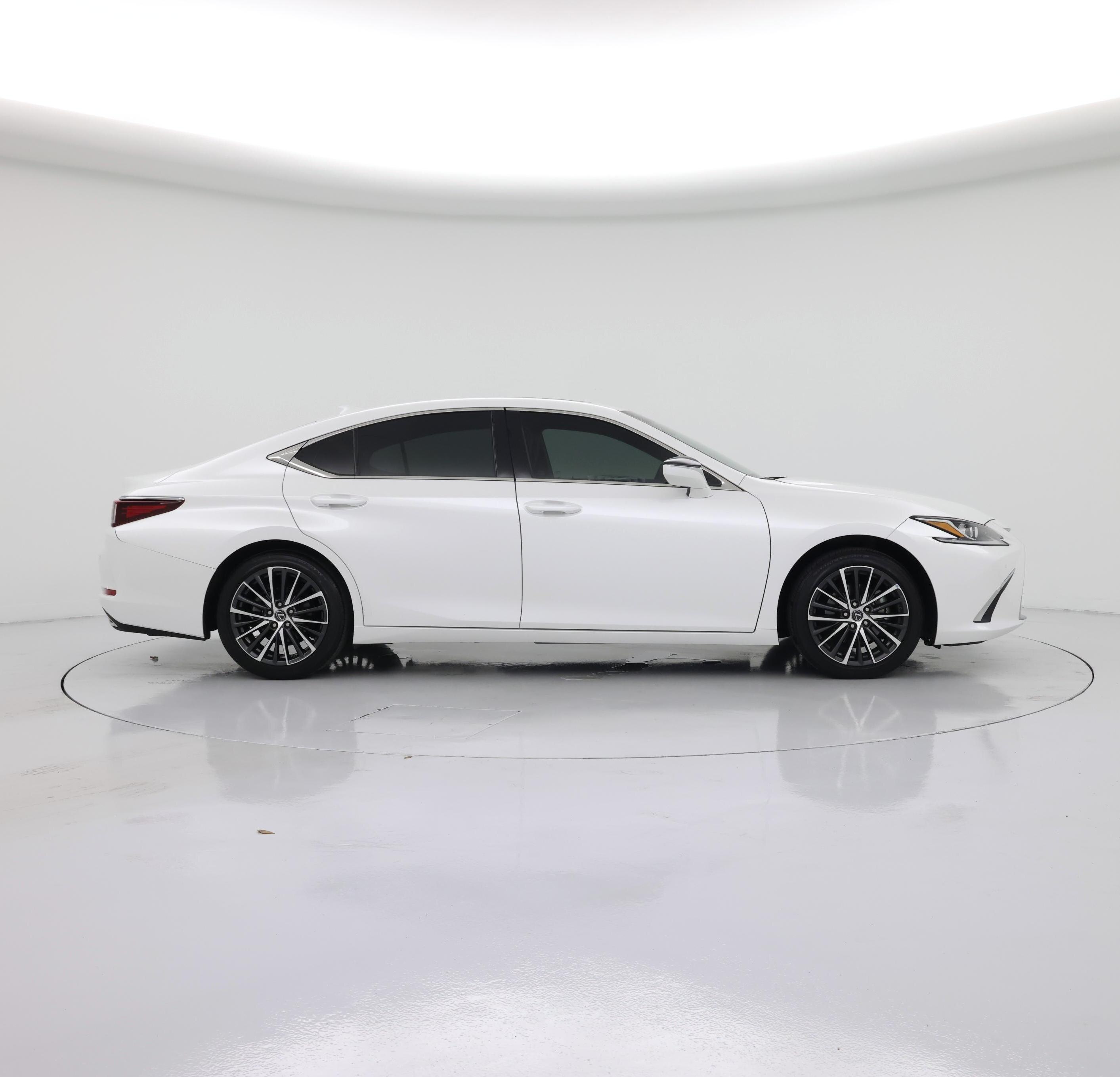 Thumbnail: 2024 Lexus ES - 7
