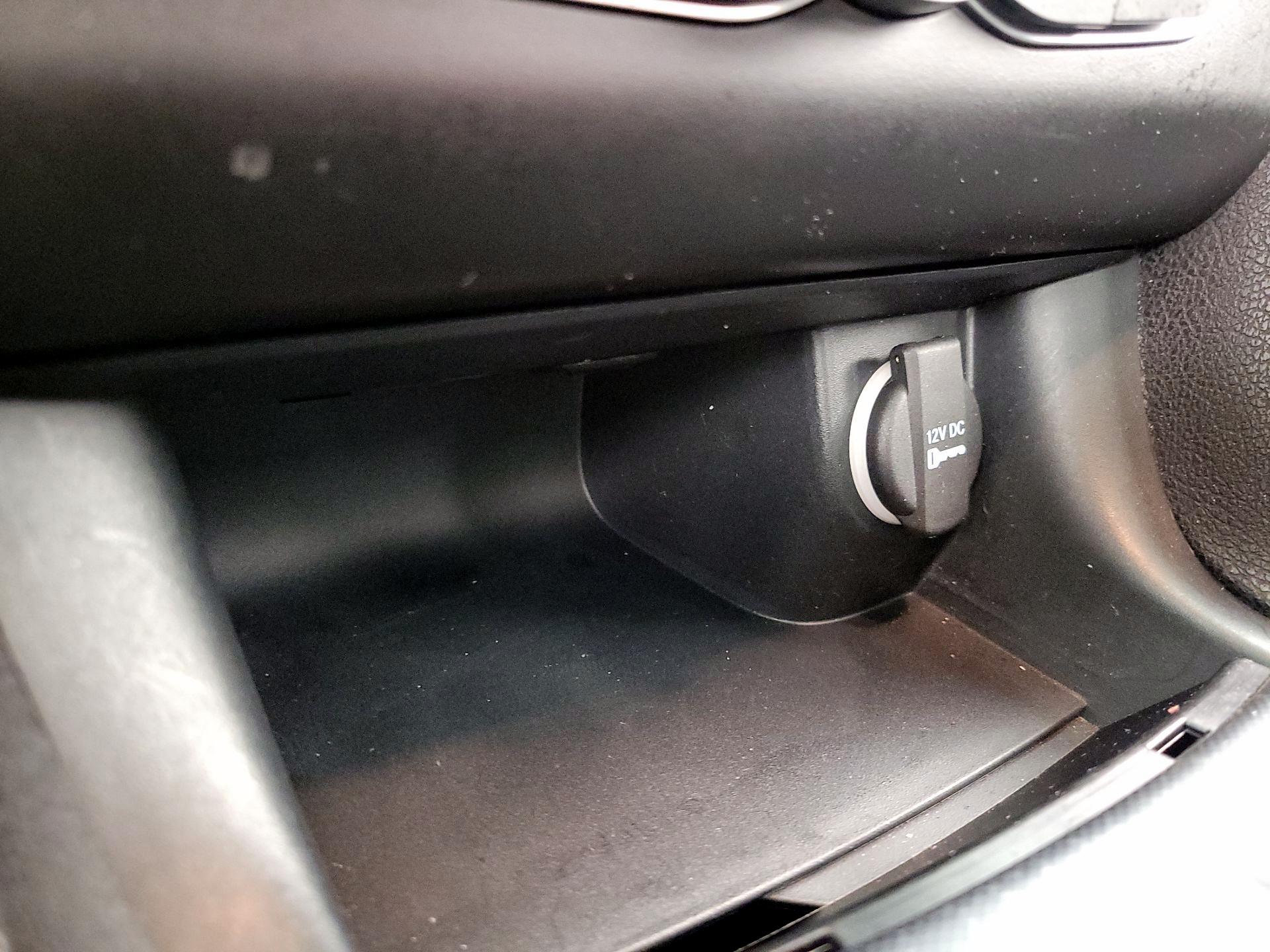 Thumbnail: 2015 Dodge Charger - 18