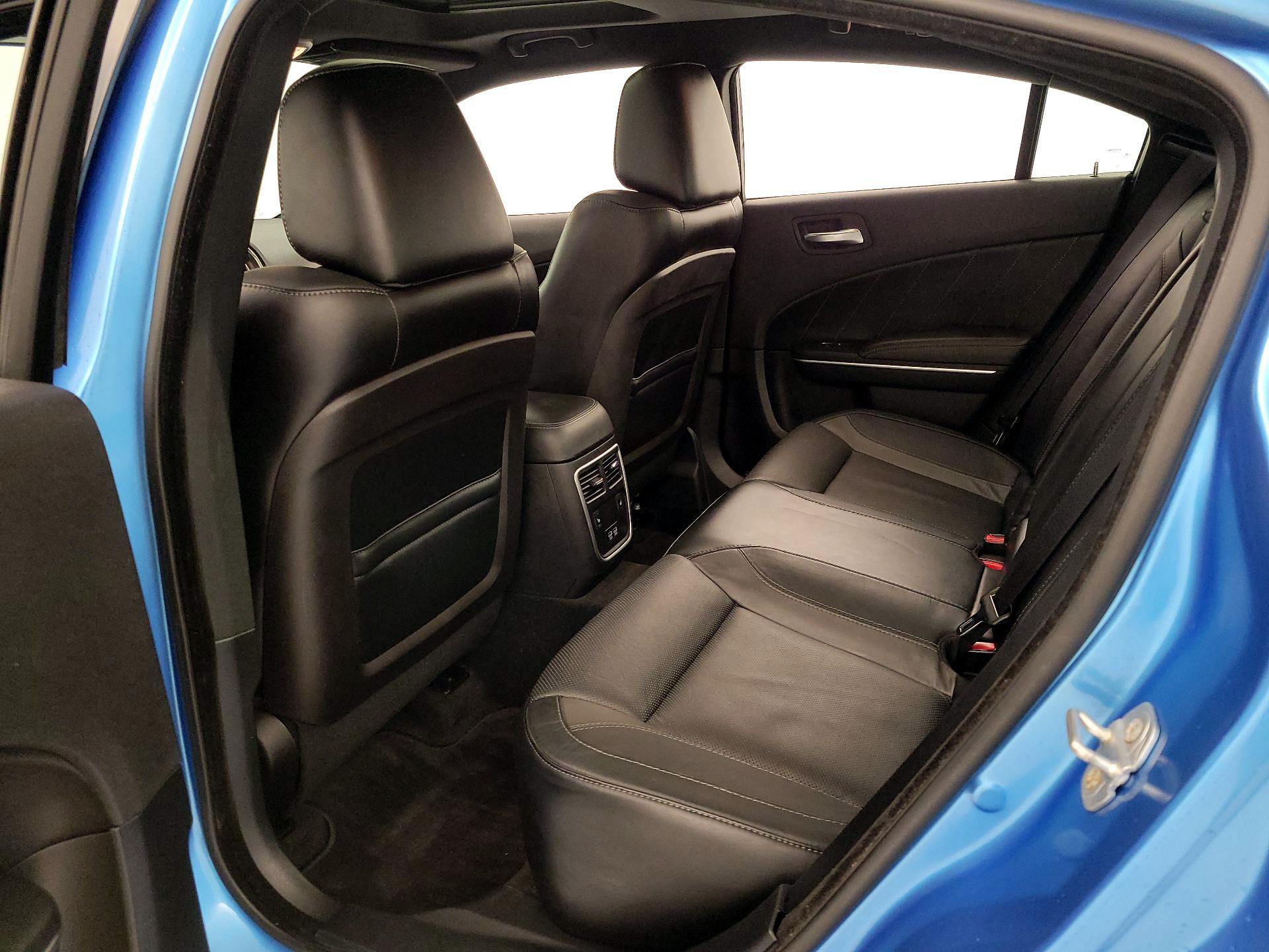 Thumbnail: 2015 Dodge Charger - 20