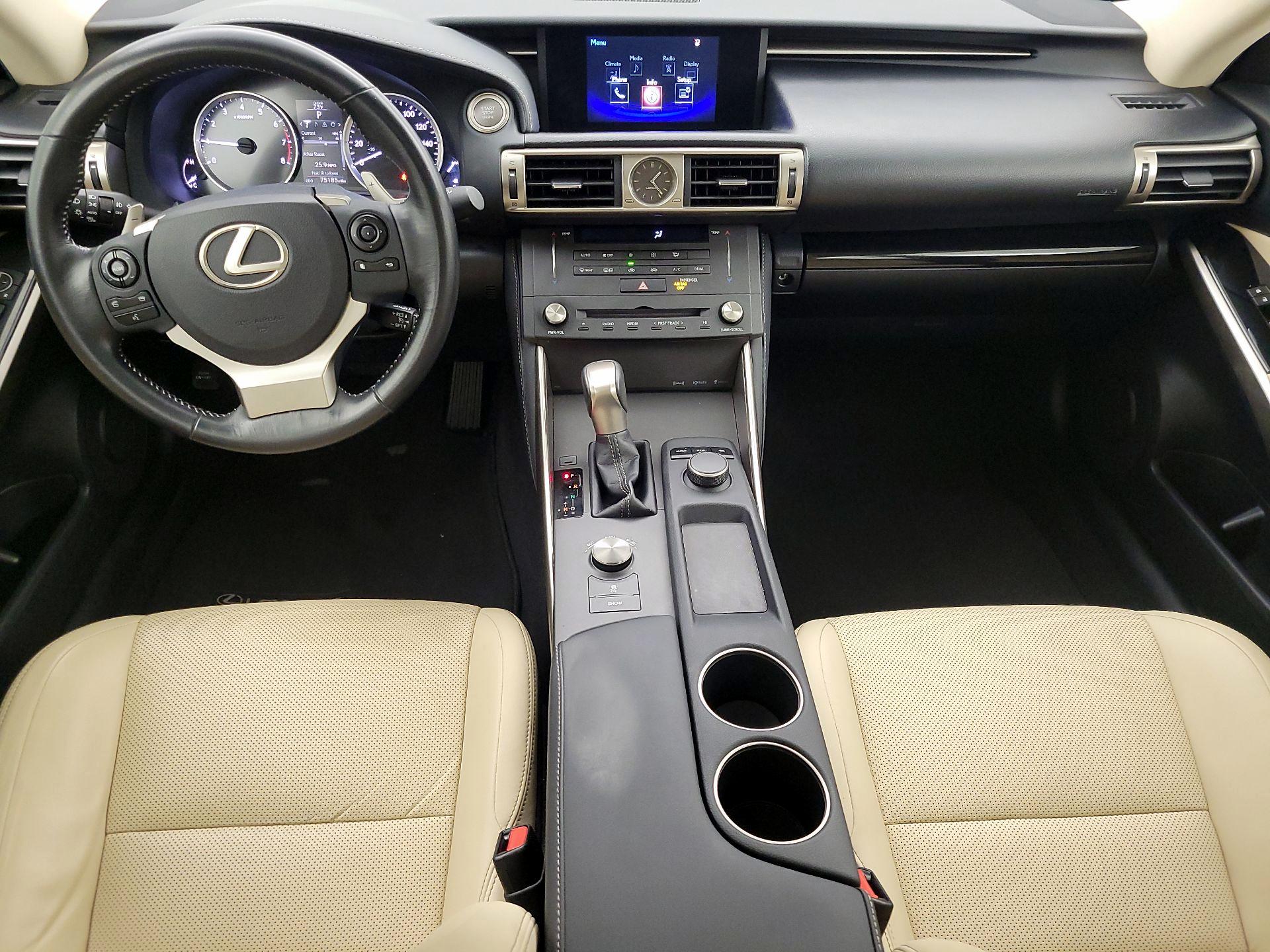 Thumbnail: 2015 Lexus IS - 9