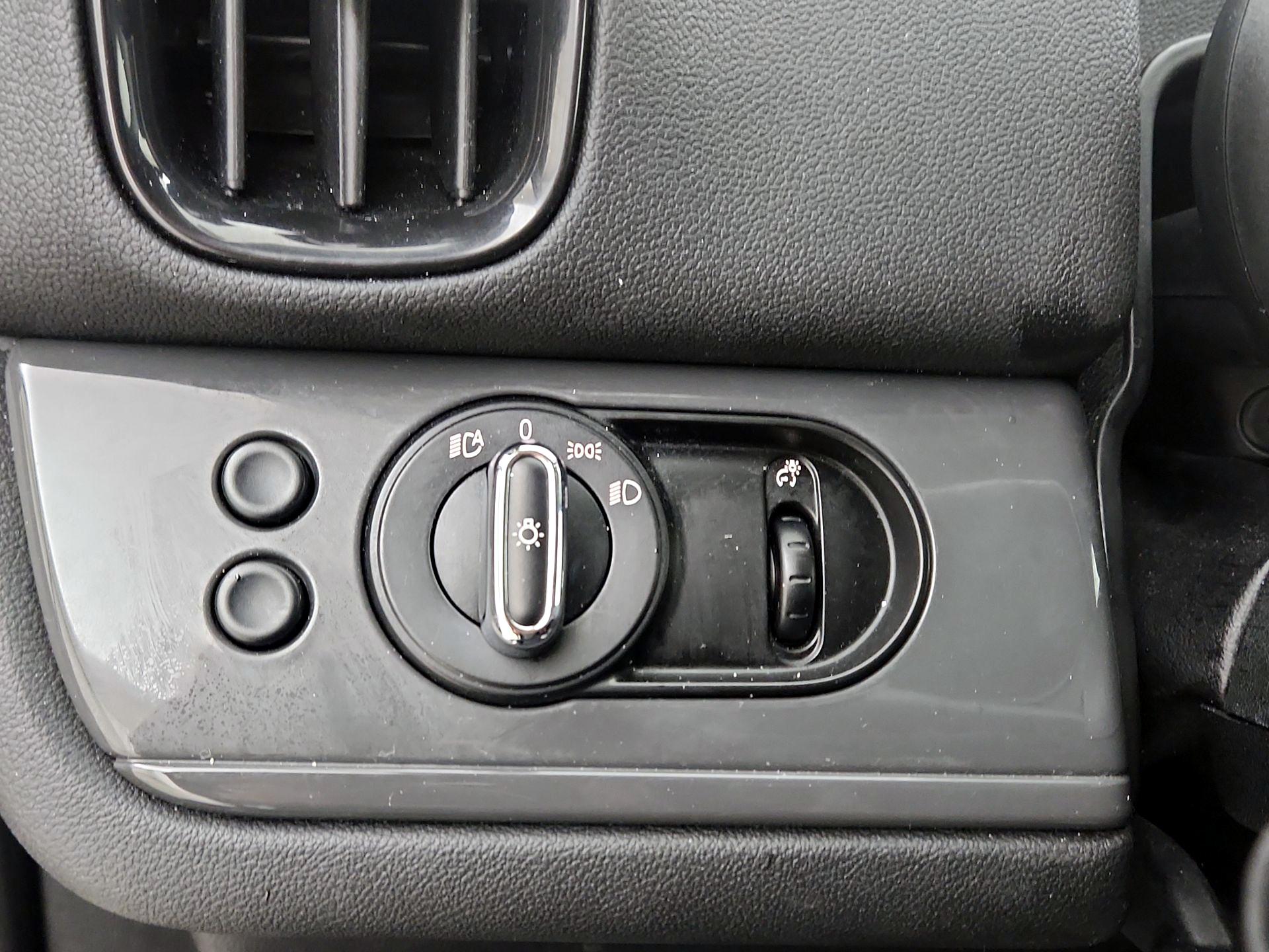 Thumbnail: 2018 MINI Cooper Countryman - 13