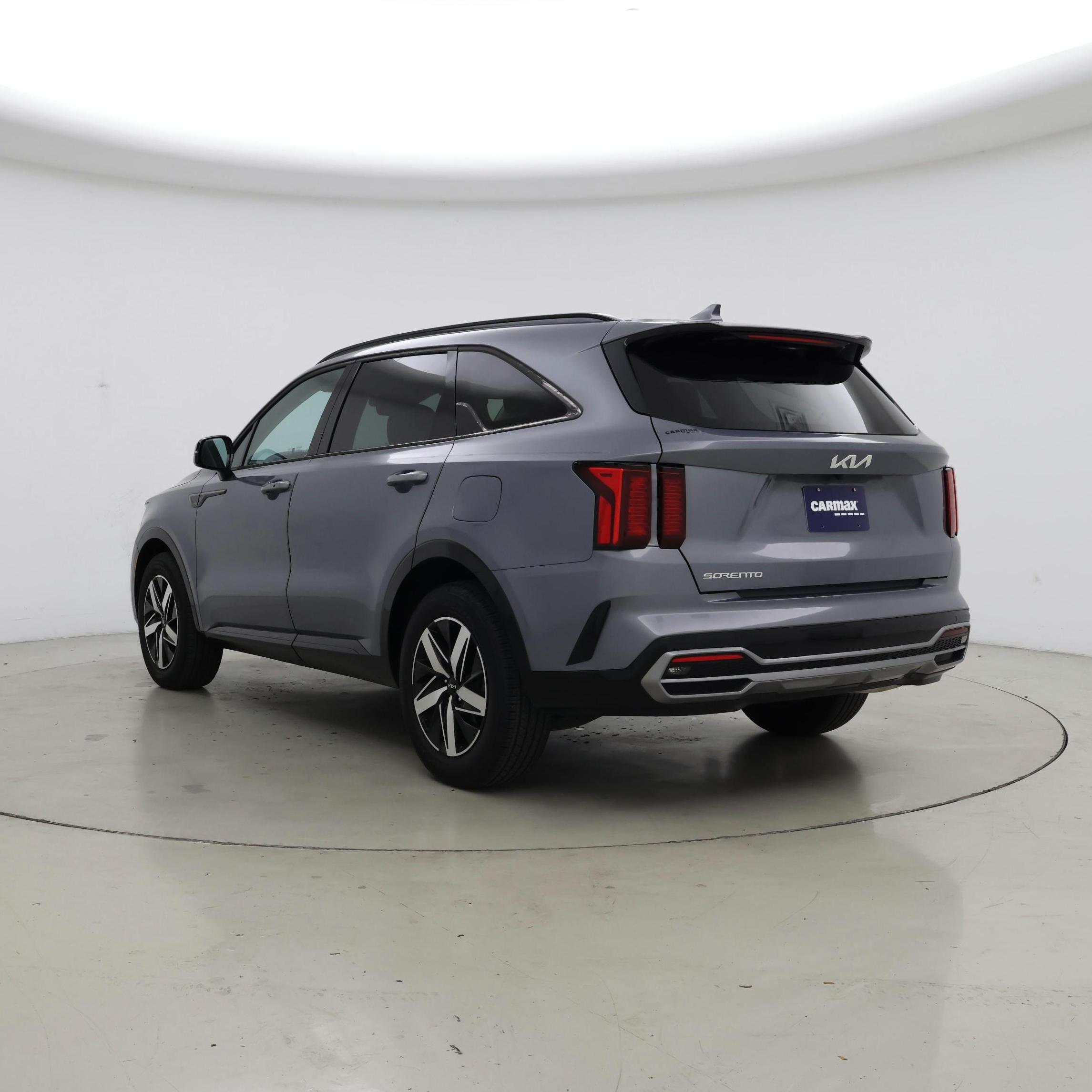 Thumbnail: 2023 Kia Sorento - 2
