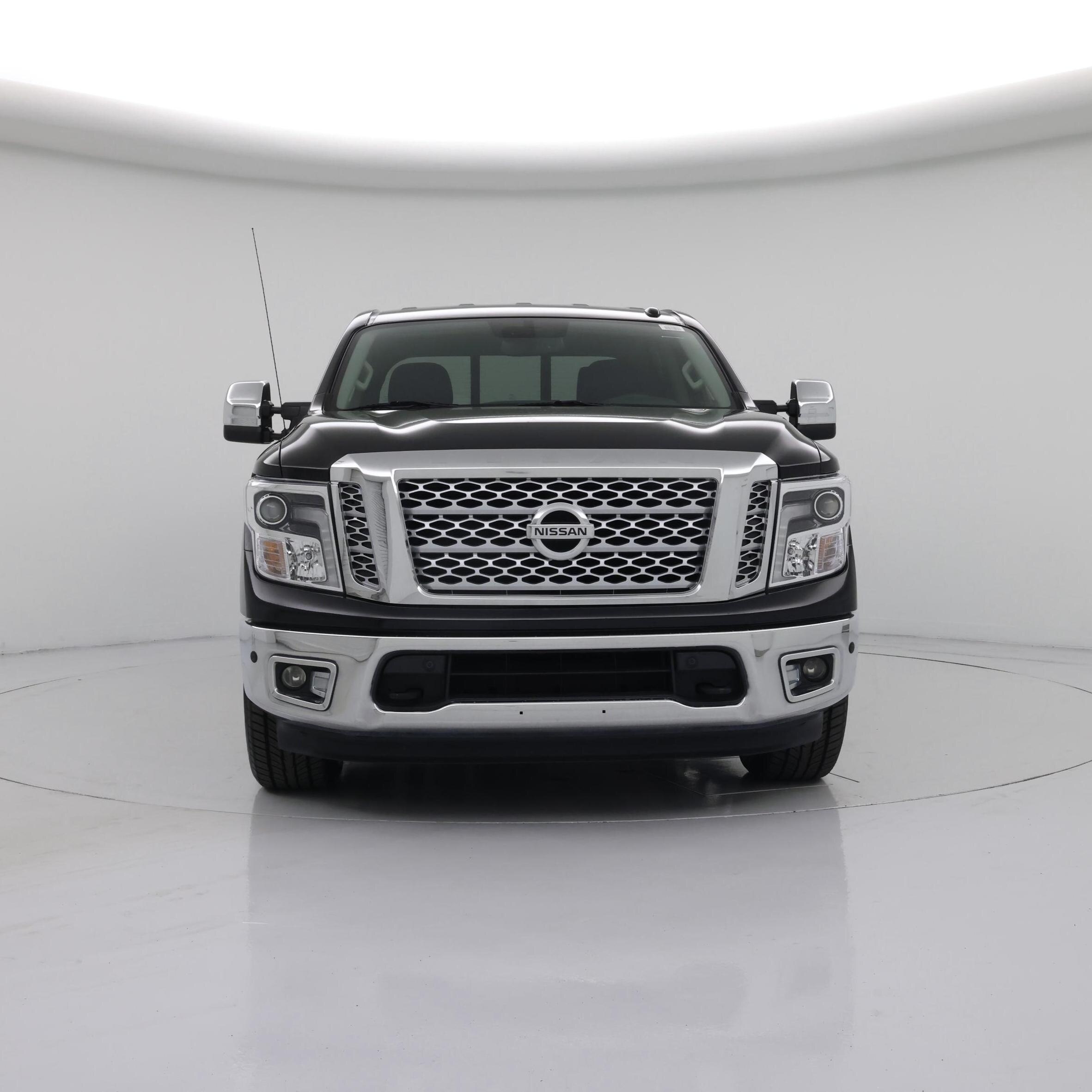 Thumbnail: 2017 Nissan Titan - 5