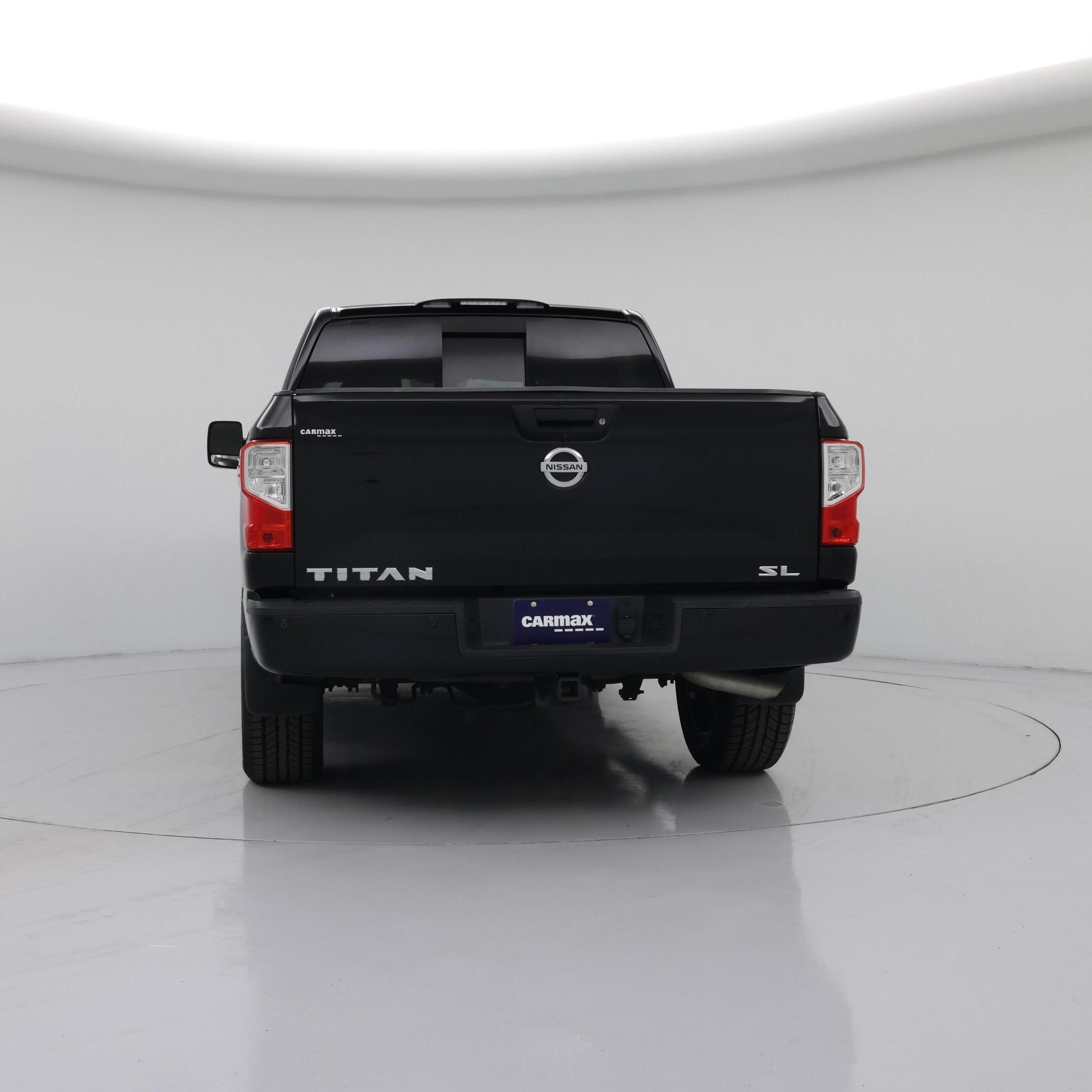Thumbnail: 2017 Nissan Titan - 6