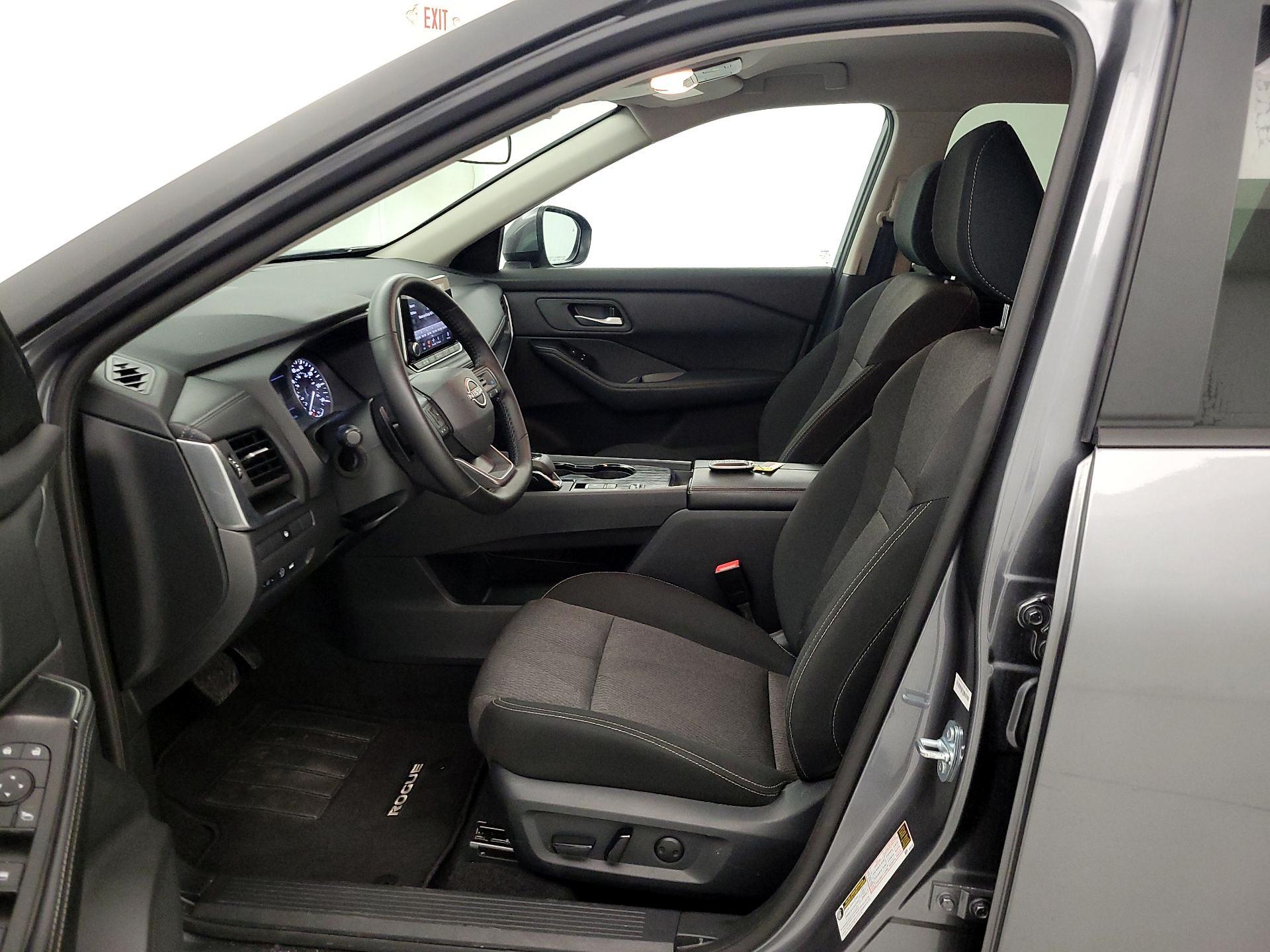 Thumbnail: 2025 Nissan Rogue - 11