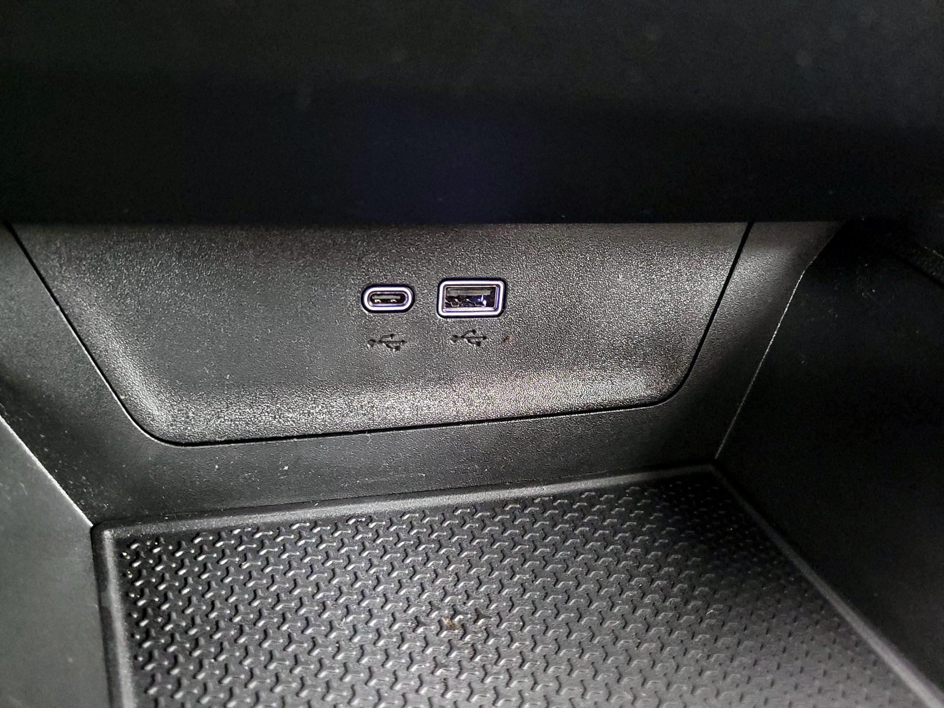 Thumbnail: 2025 Chevrolet Equinox - 18