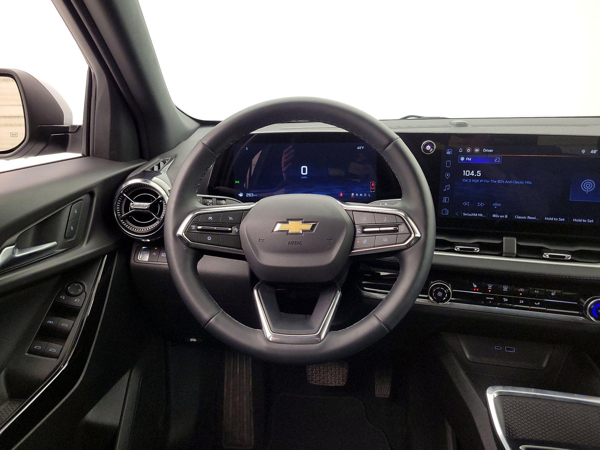 Thumbnail: 2025 Chevrolet Equinox - 10