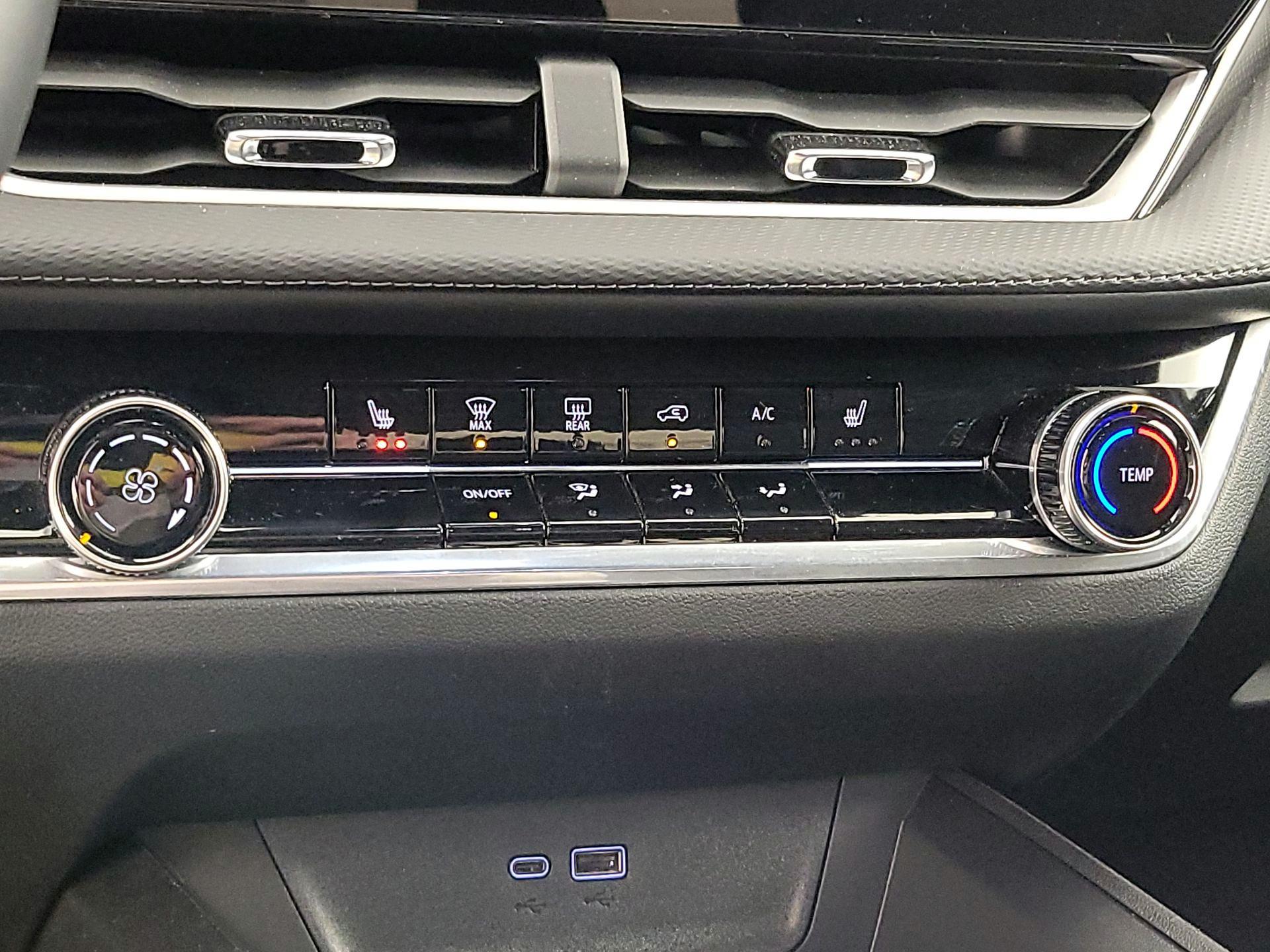 Thumbnail: 2025 Chevrolet Equinox - 16