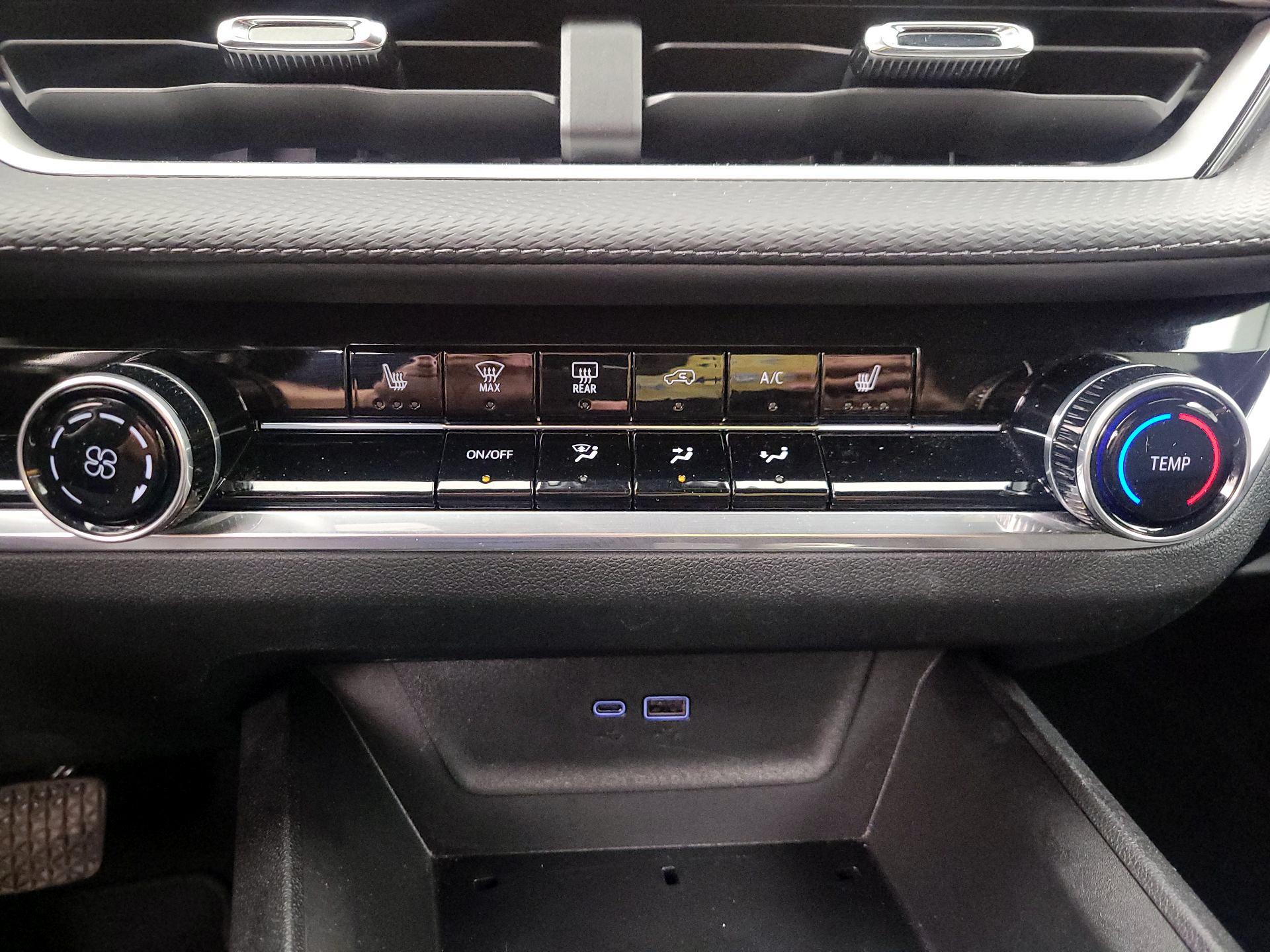 Thumbnail: 2025 Chevrolet Equinox - 17