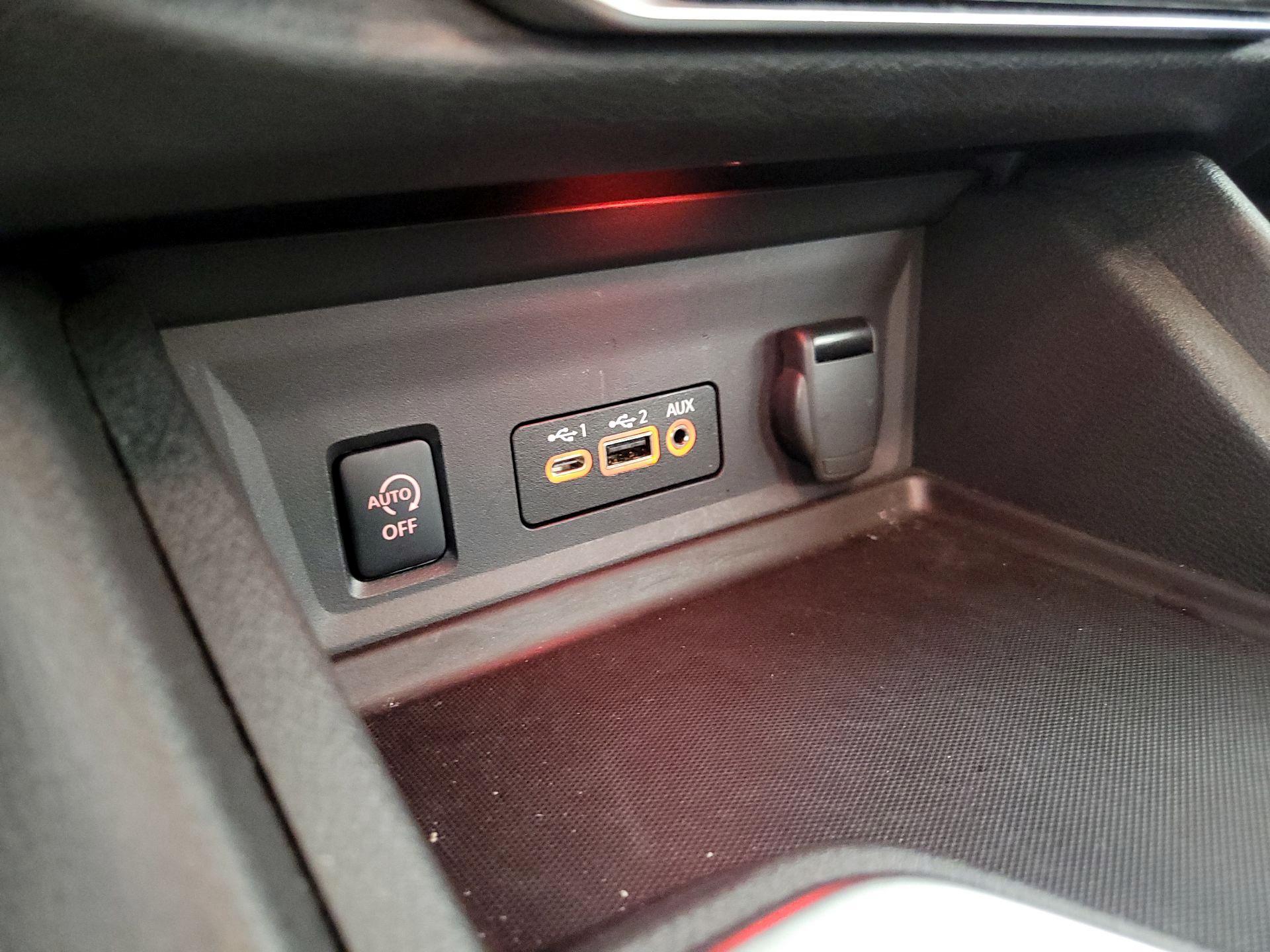 Thumbnail: 2025 Nissan Sentra - 18