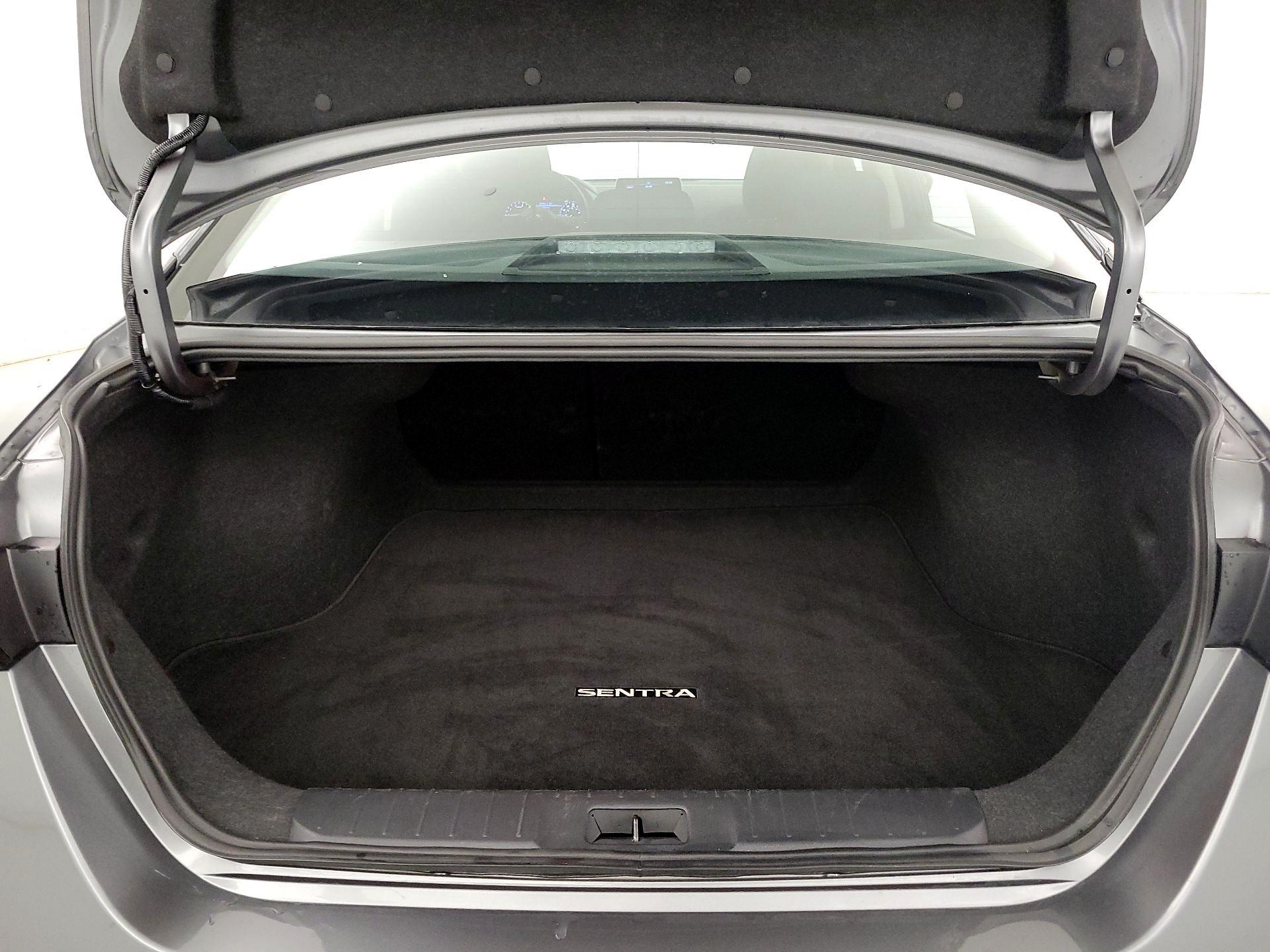 Thumbnail: 2025 Nissan Sentra - 20