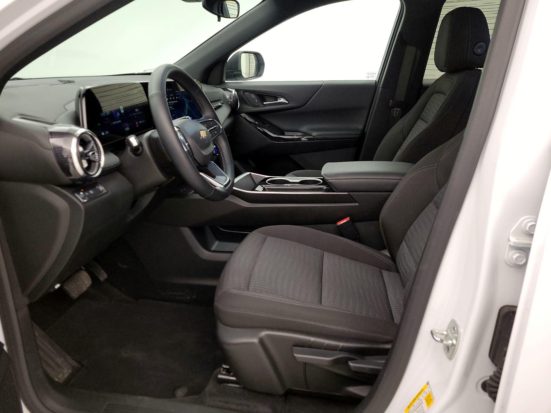 Thumbnail: 2025 Chevrolet Equinox - 11