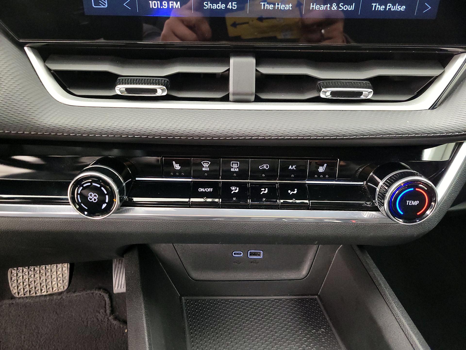 Thumbnail: 2025 Chevrolet Equinox - 17