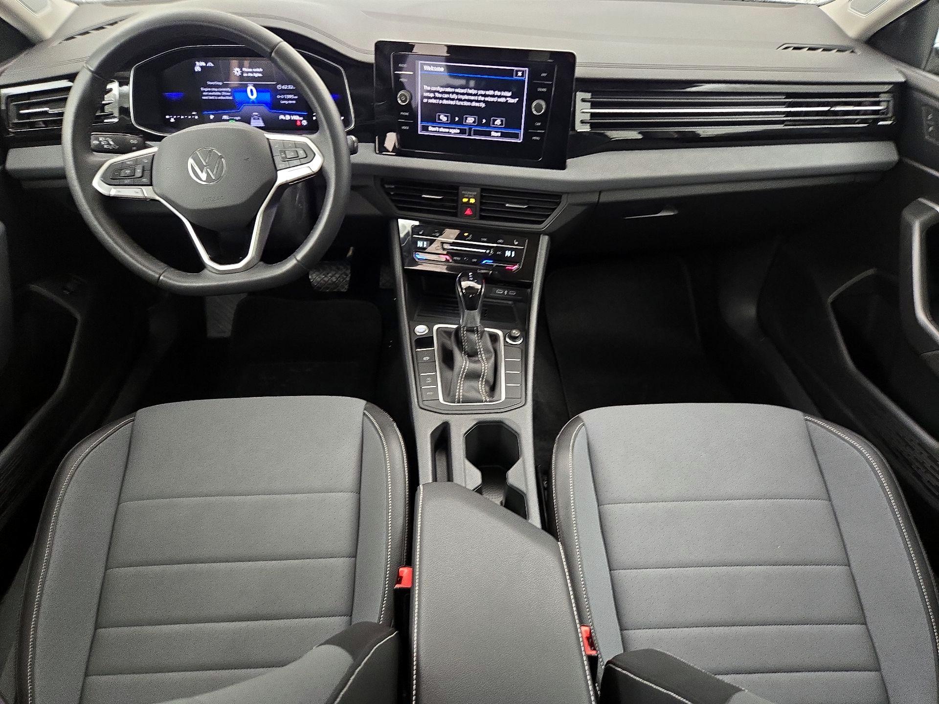 Thumbnail: 2025 Volkswagen Jetta - 9