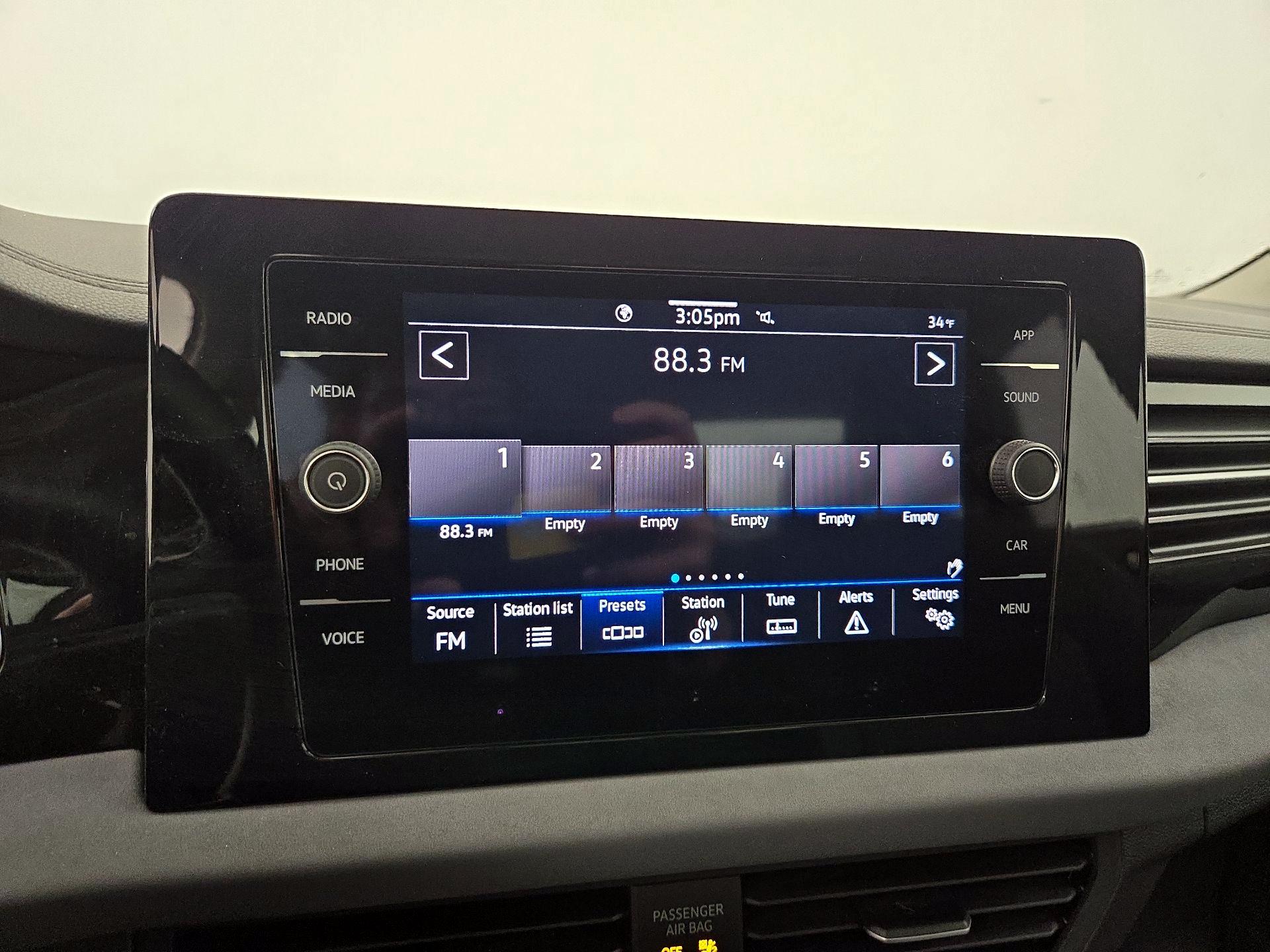 Thumbnail: 2025 Volkswagen Jetta - 15