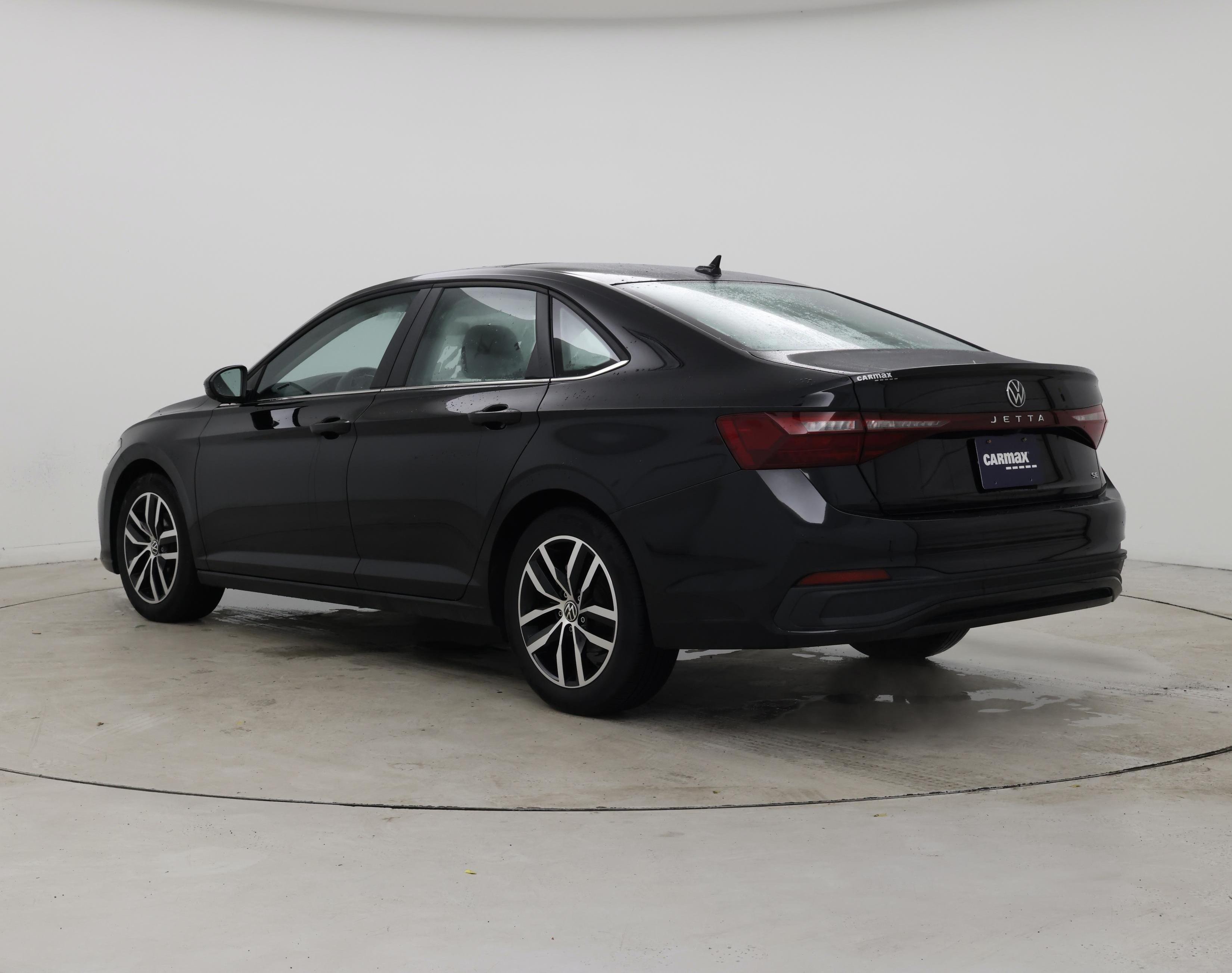 Thumbnail: 2025 Volkswagen Jetta - 2