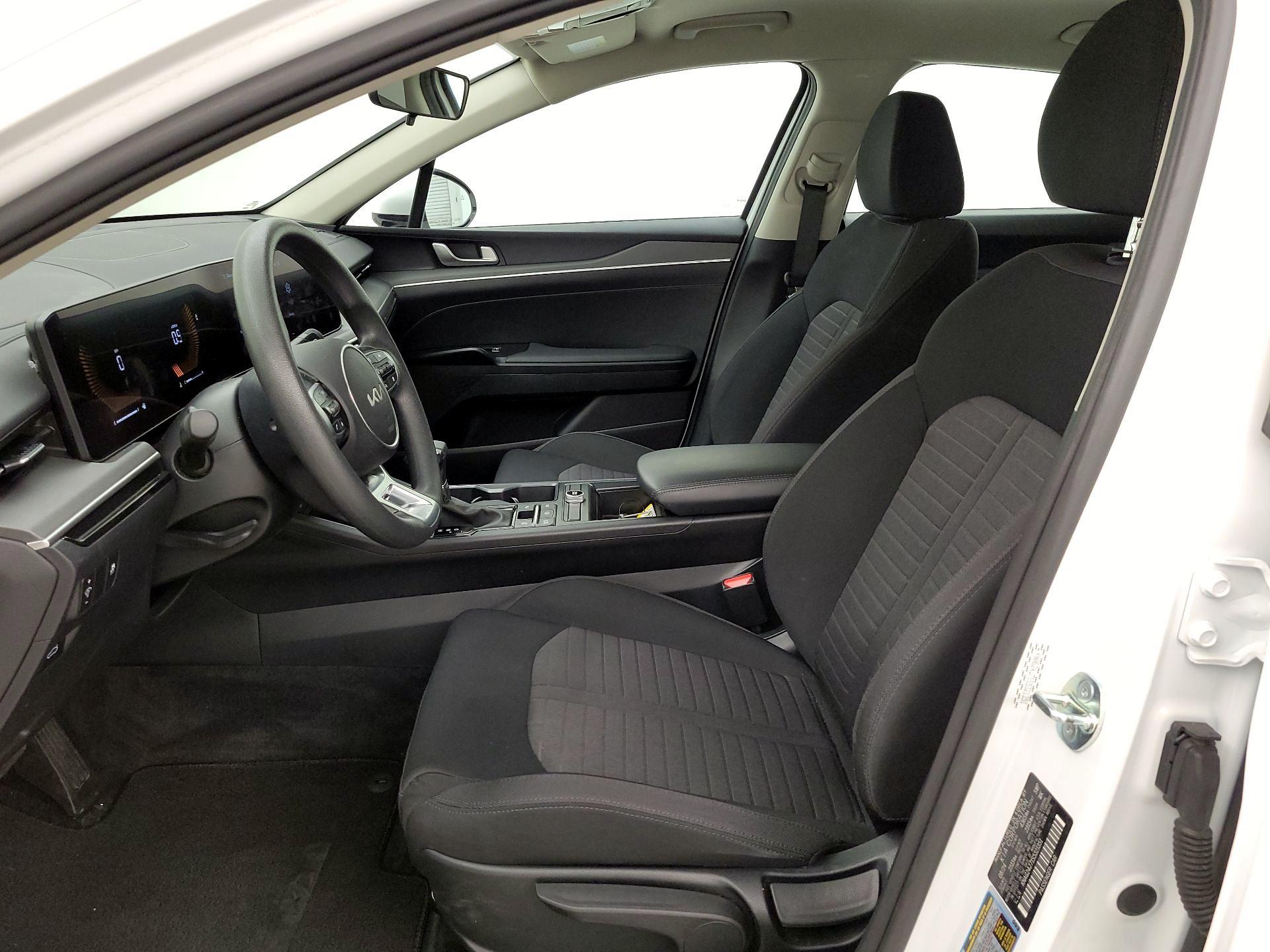 Thumbnail: 2025 Kia K5 - 11