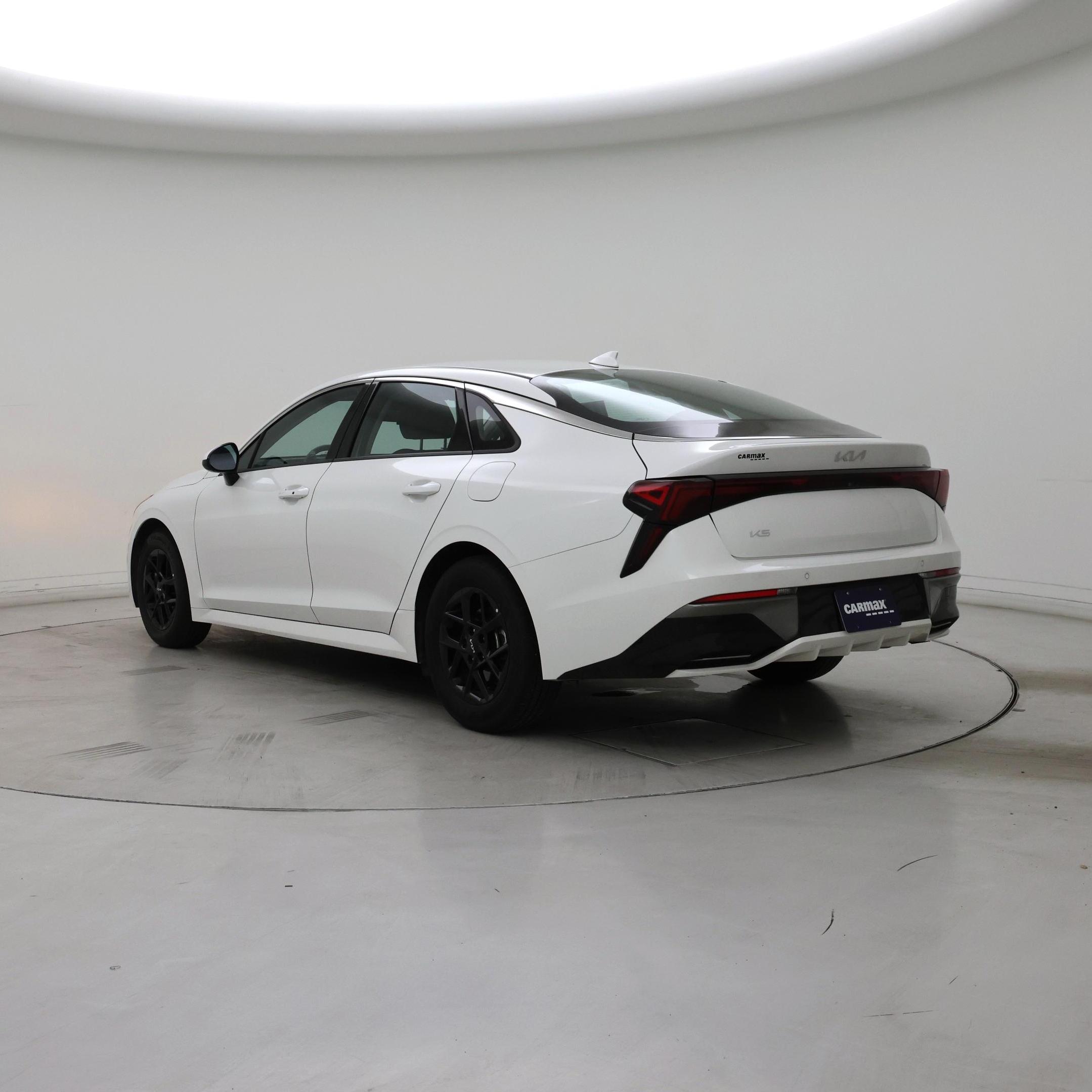 Thumbnail: 2025 Kia K5 - 2