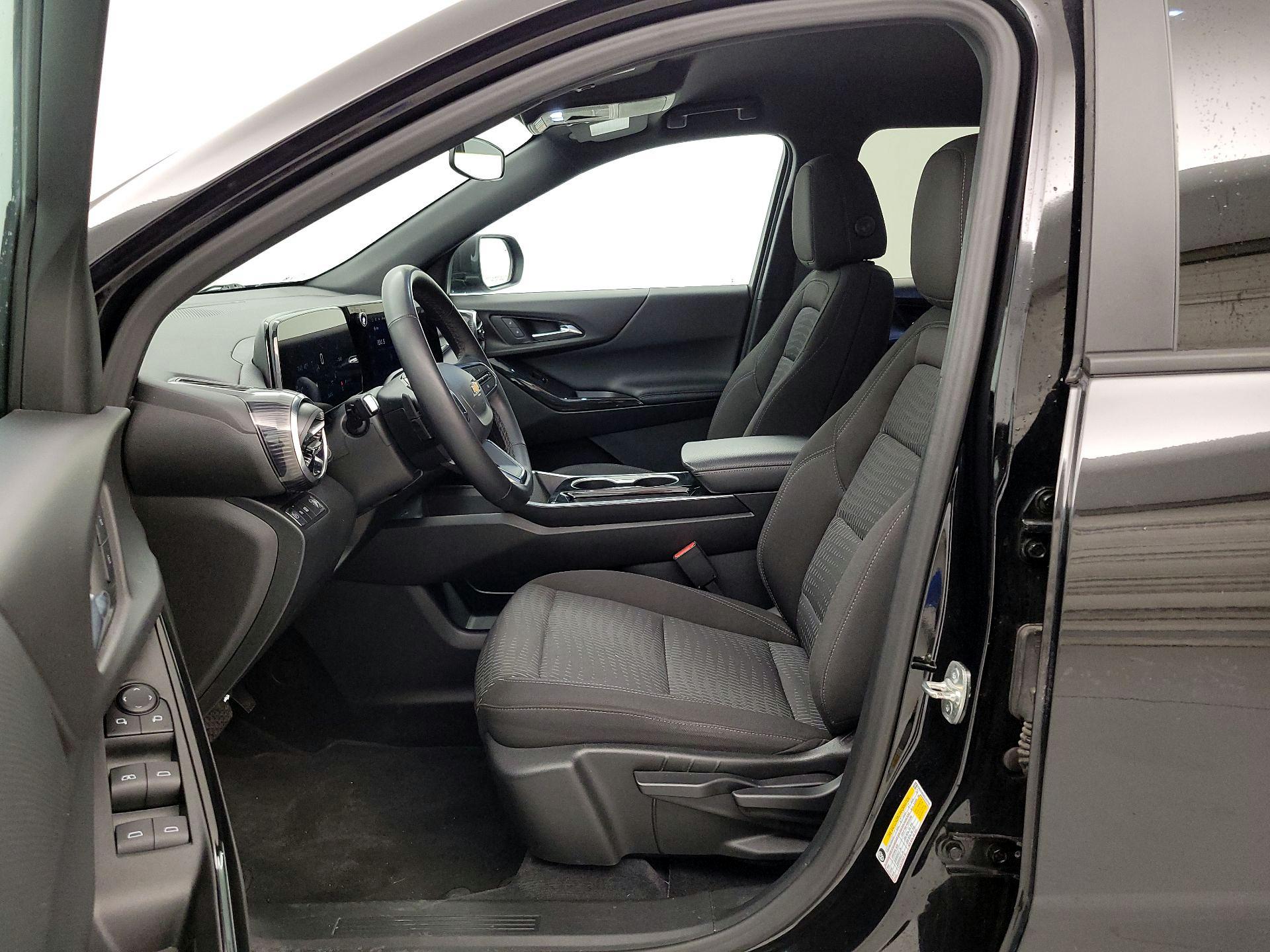 Thumbnail: 2025 Chevrolet Equinox - 11