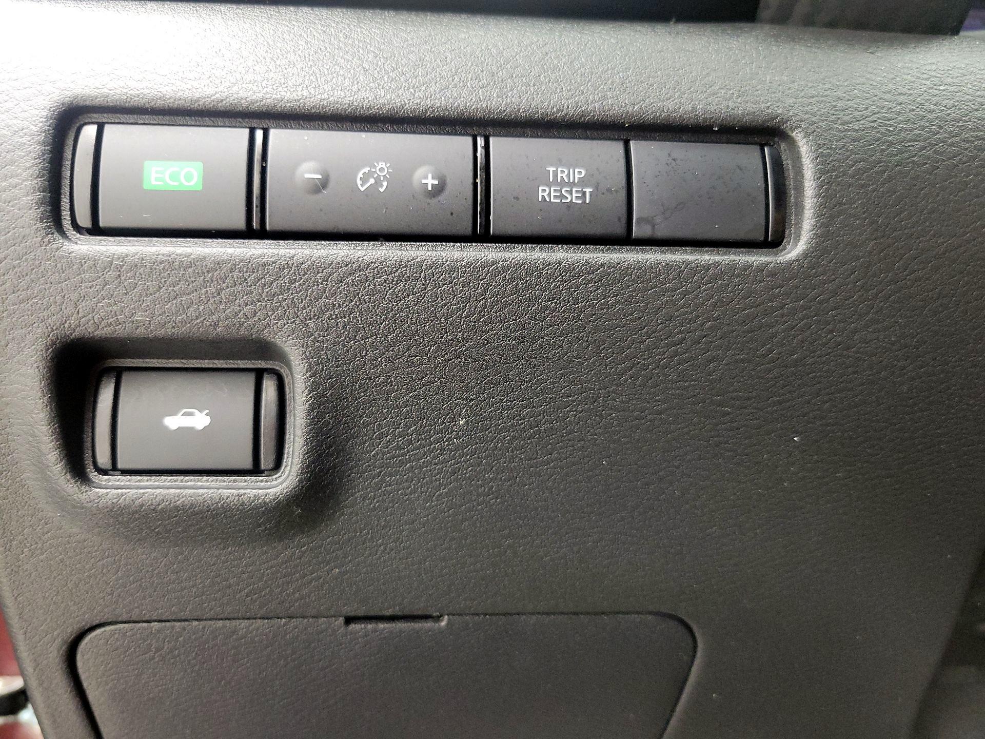 Thumbnail: 2025 Nissan Sentra - 13