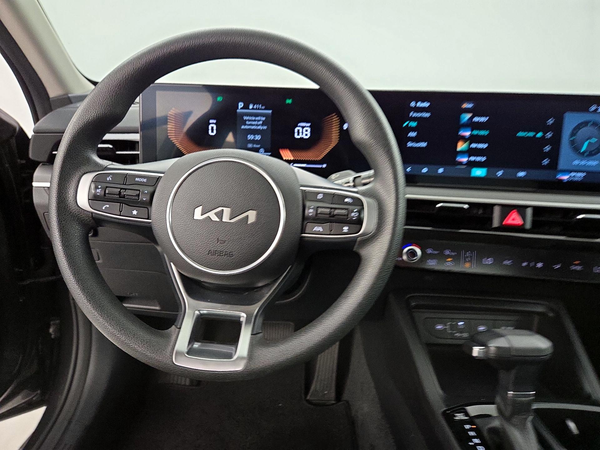 Thumbnail: 2025 Kia K5 - 10