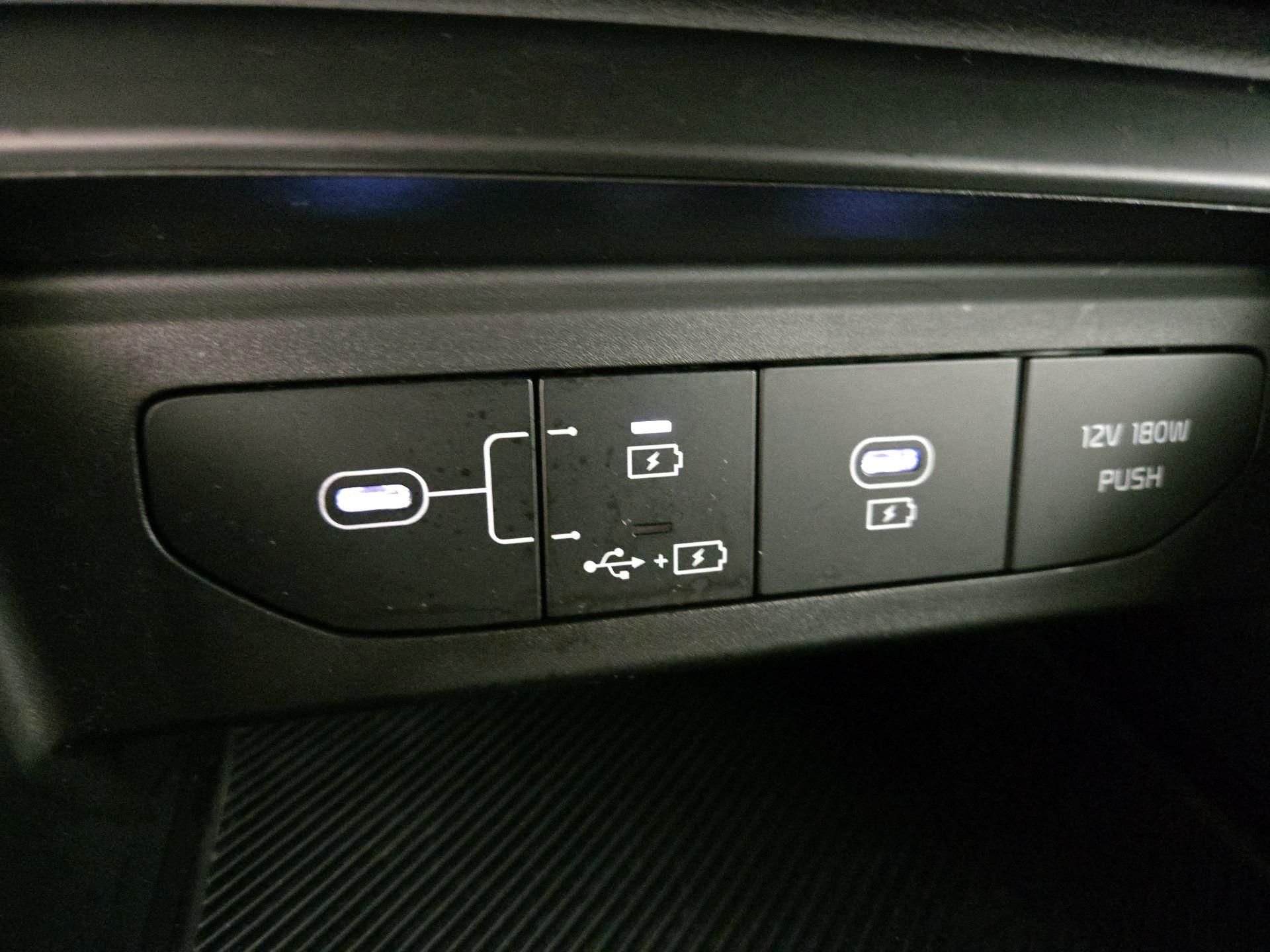 Thumbnail: 2025 Kia K5 - 18