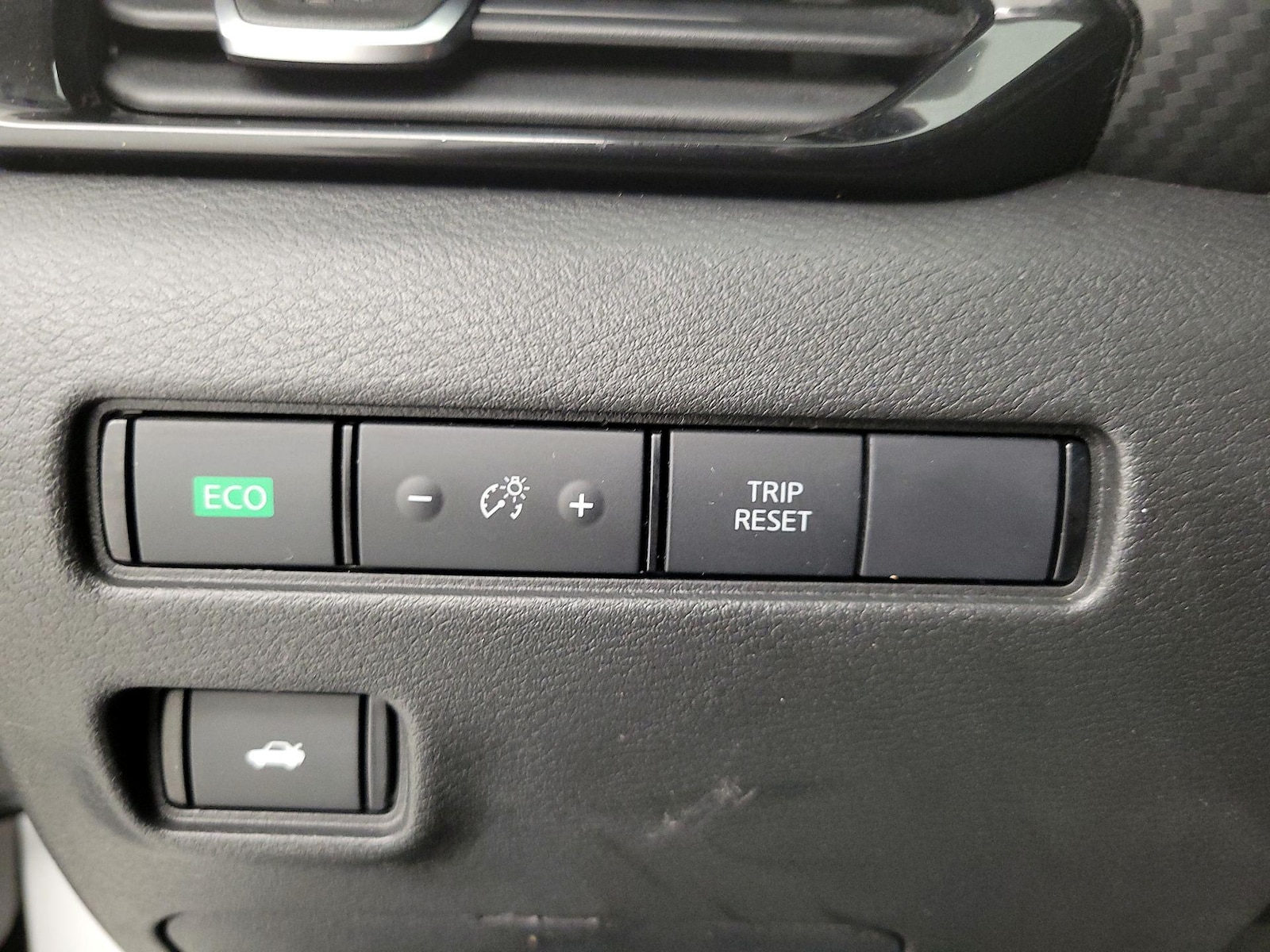 2024 Nissan Sentra SV - Photo 14