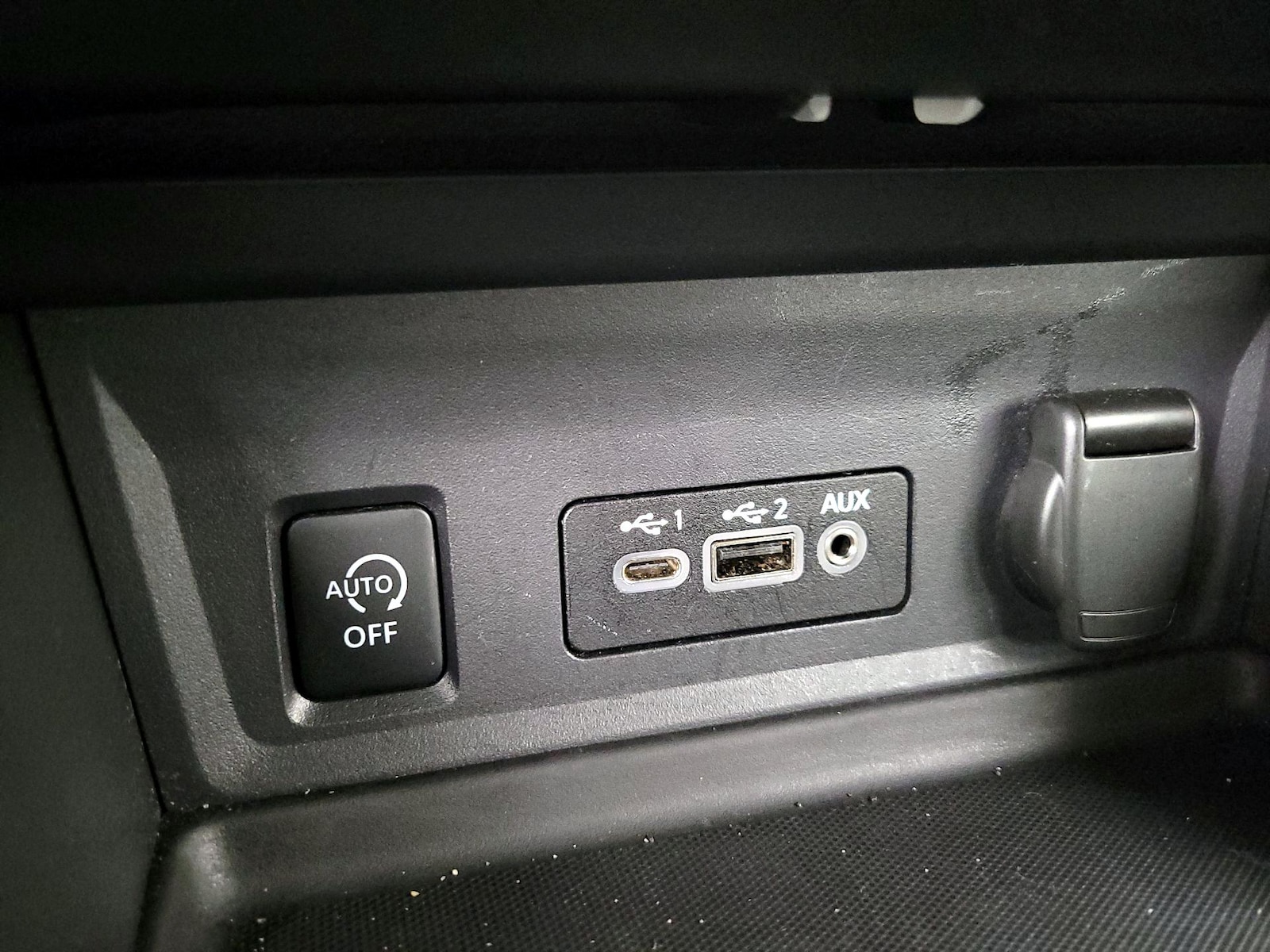 2024 Nissan Sentra SV - Photo 19