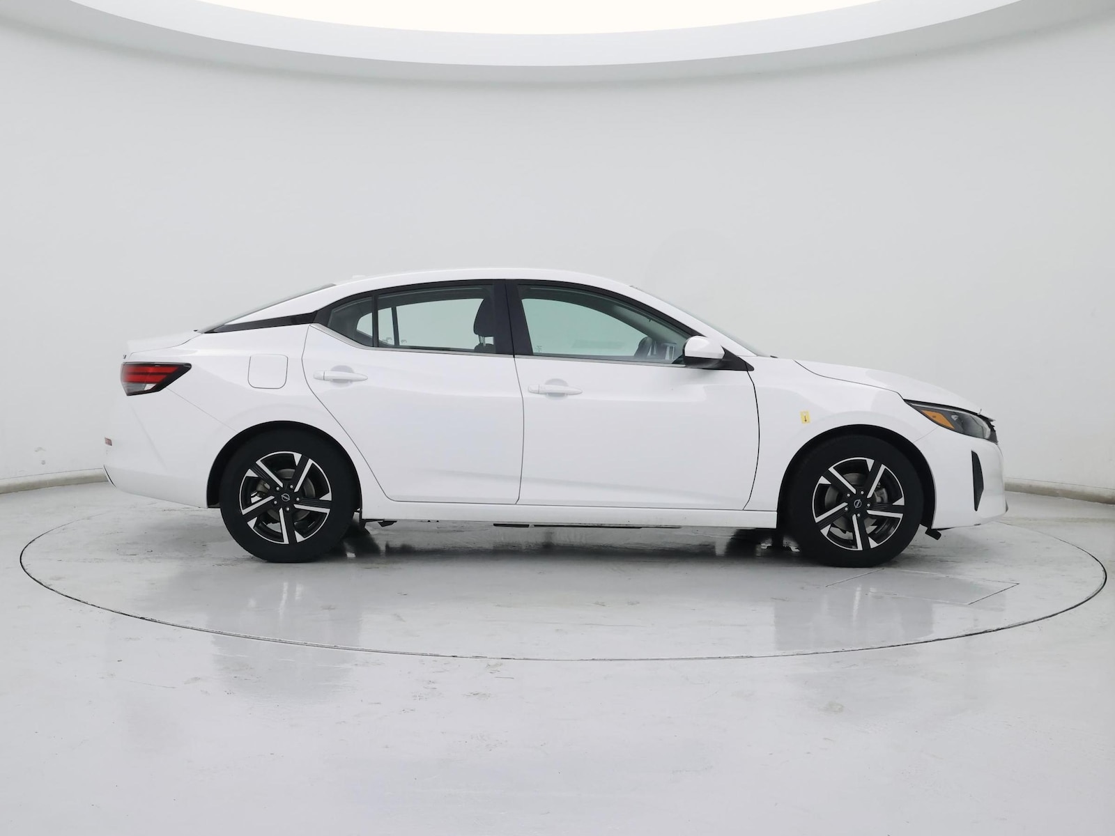 2024 Nissan Sentra SV - Photo 8