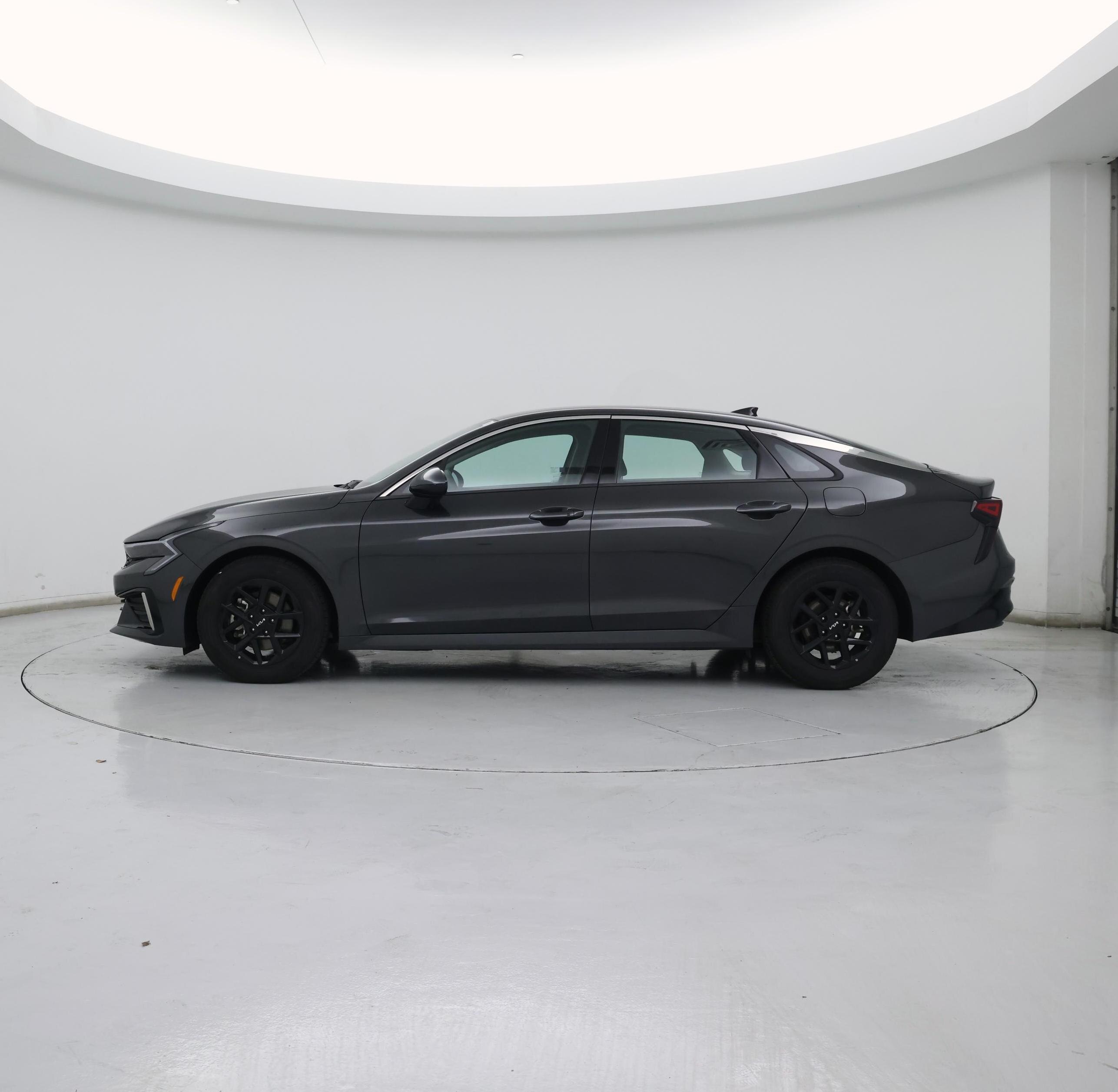 Thumbnail: 2025 Kia K5 - 3