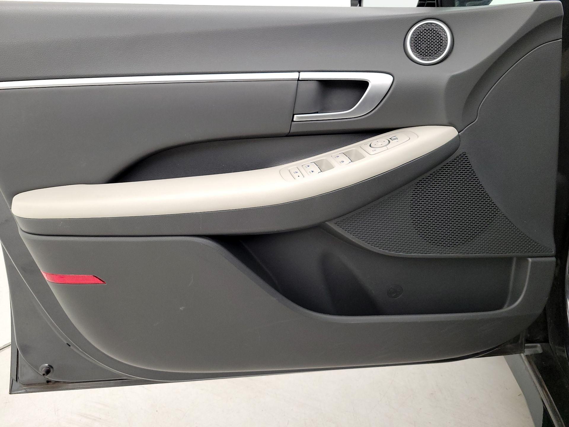 Thumbnail: 2025 Hyundai Sonata - 12