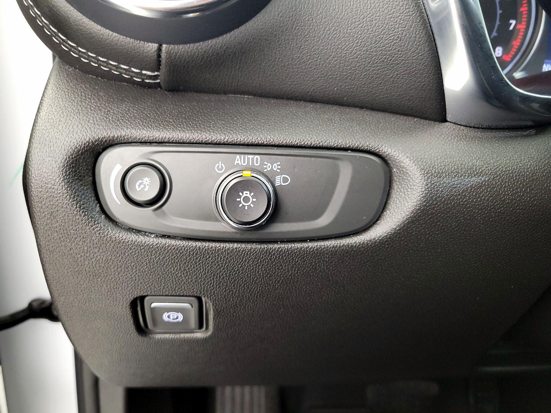 Thumbnail: 2025 Chevrolet Blazer - 13