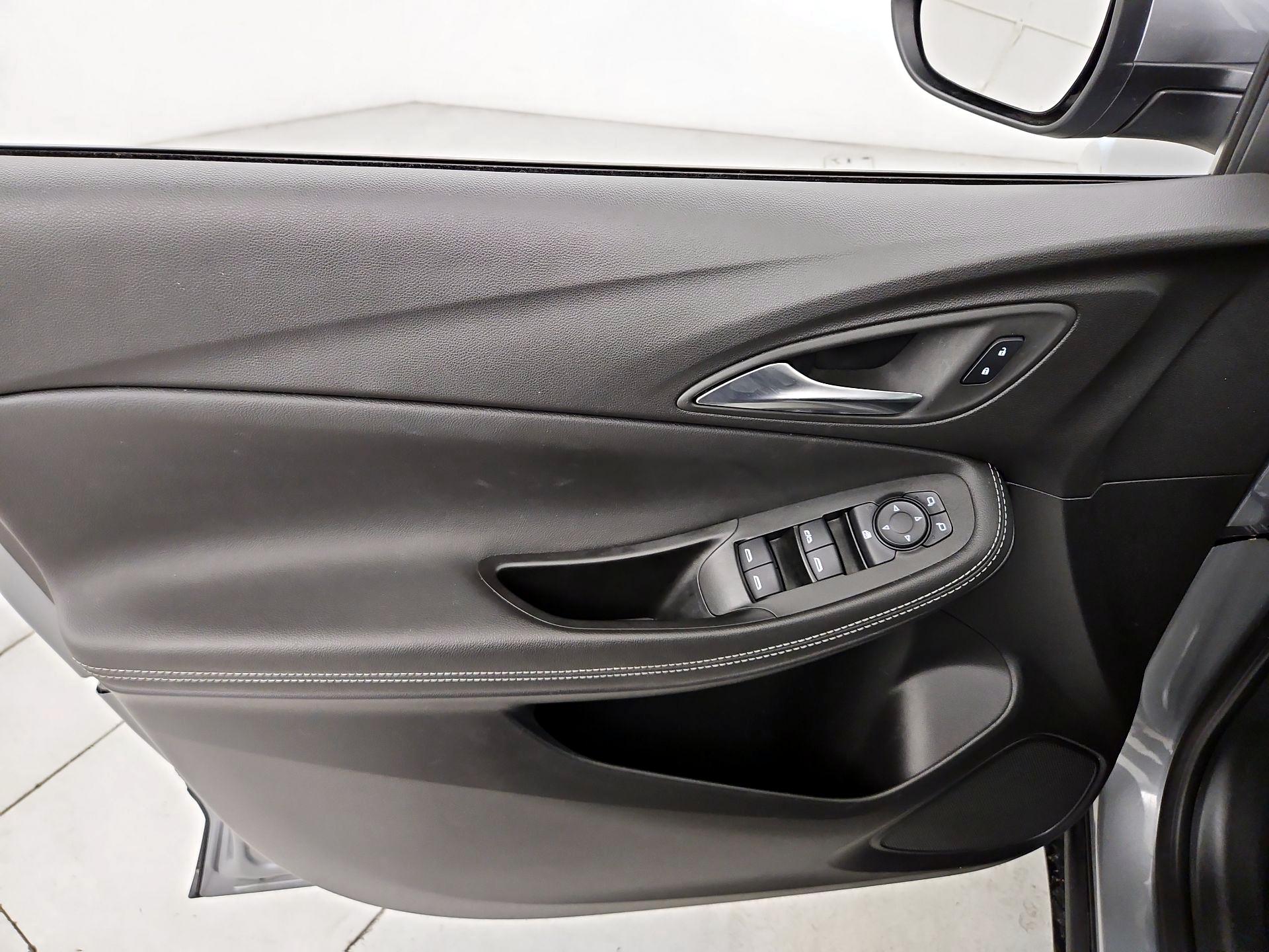 Thumbnail: 2025 Buick Encore GX - 12