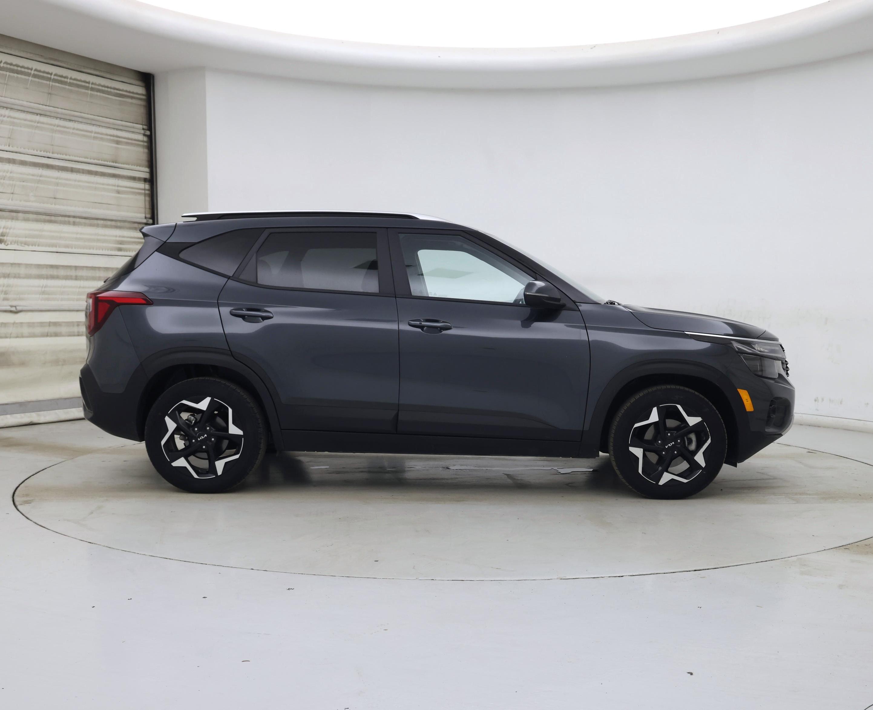 Thumbnail: 2025 Kia Seltos - 7