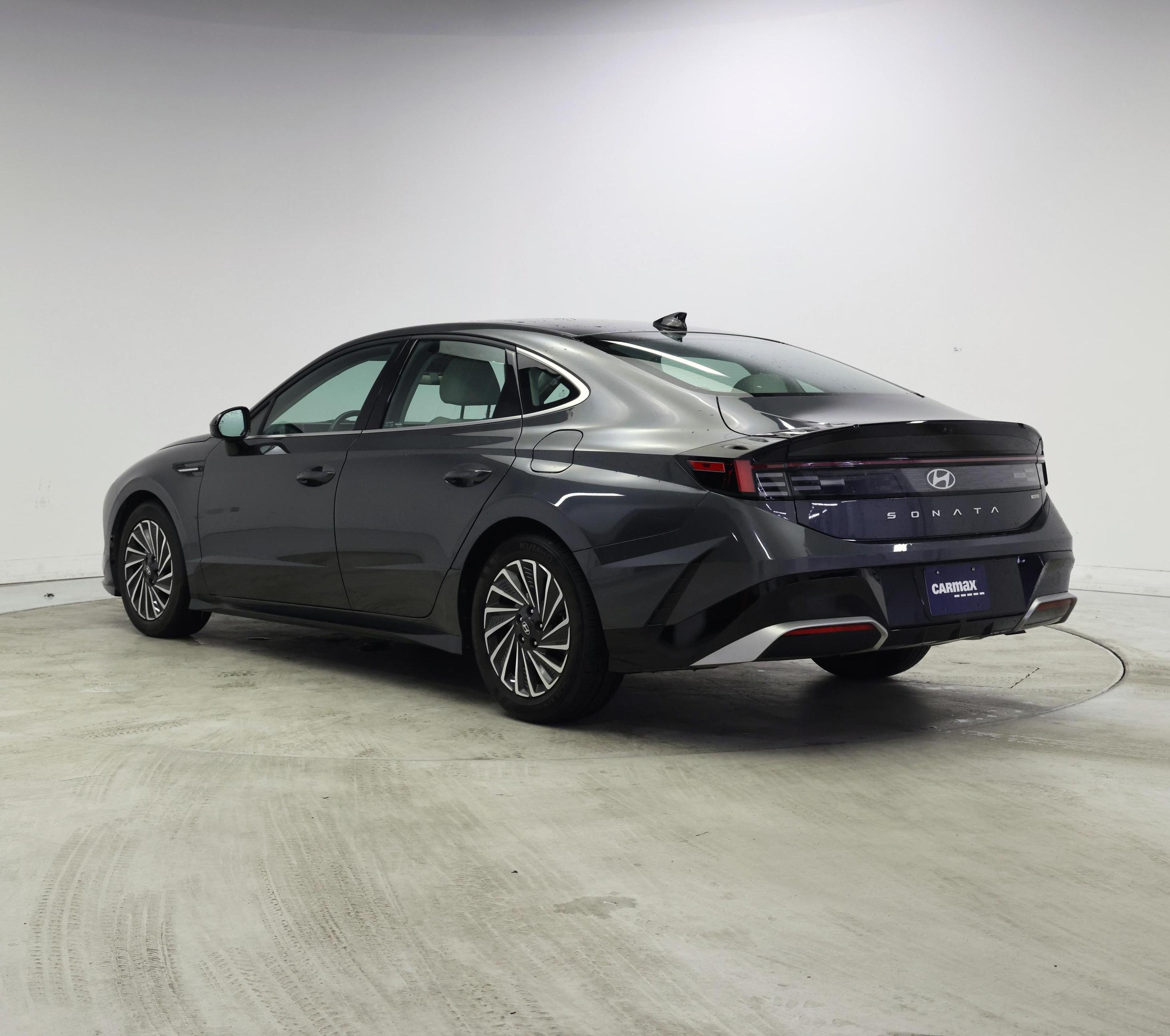 Thumbnail: 2025 Hyundai Sonata - 2