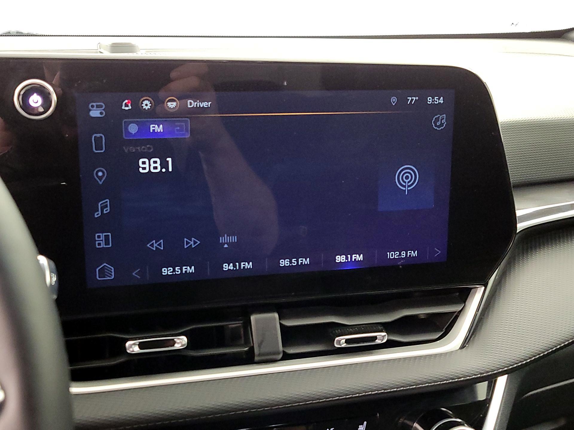 Thumbnail: 2025 Chevrolet Equinox - 16