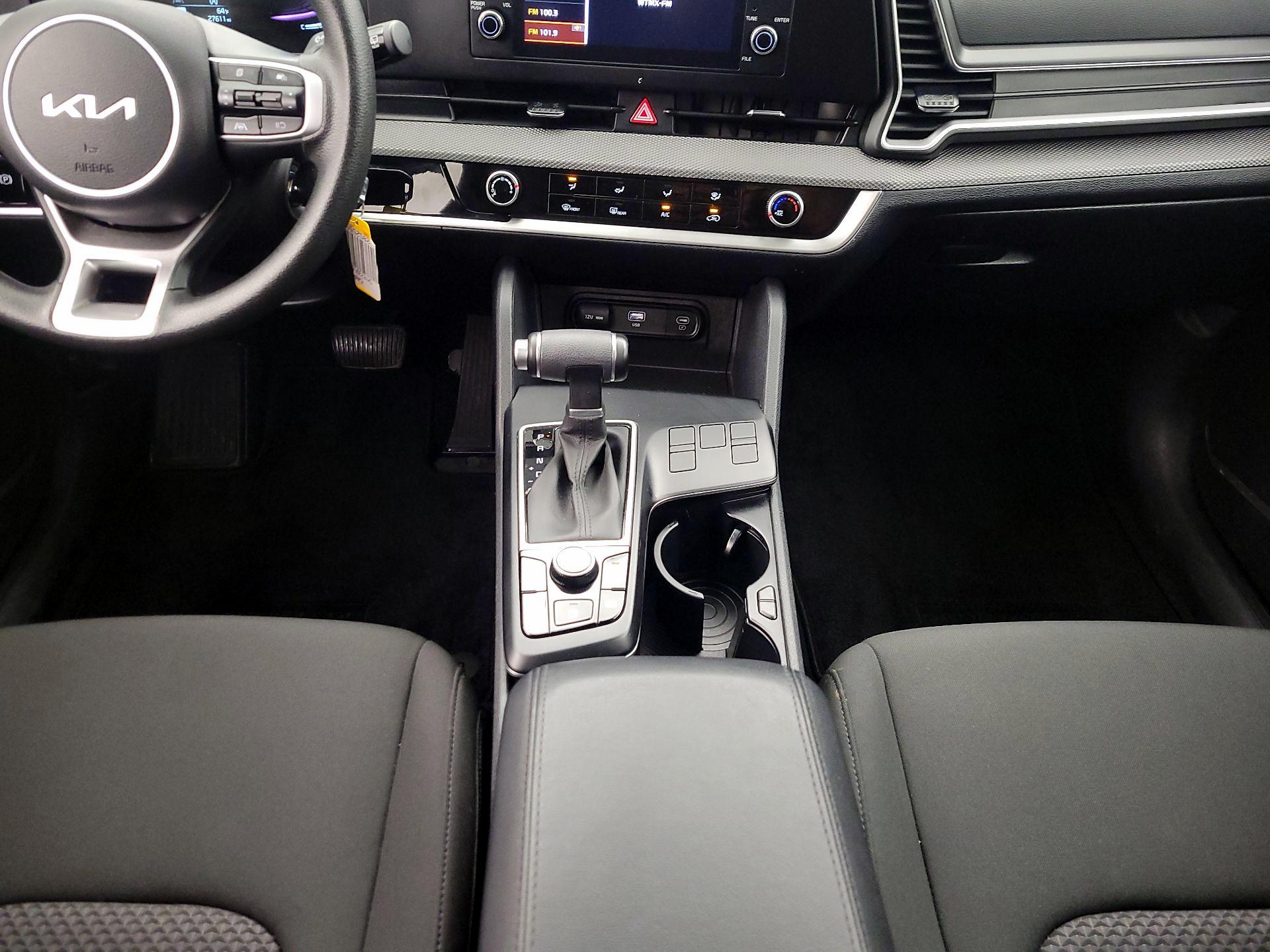 Thumbnail: 2025 Kia Sportage - 17