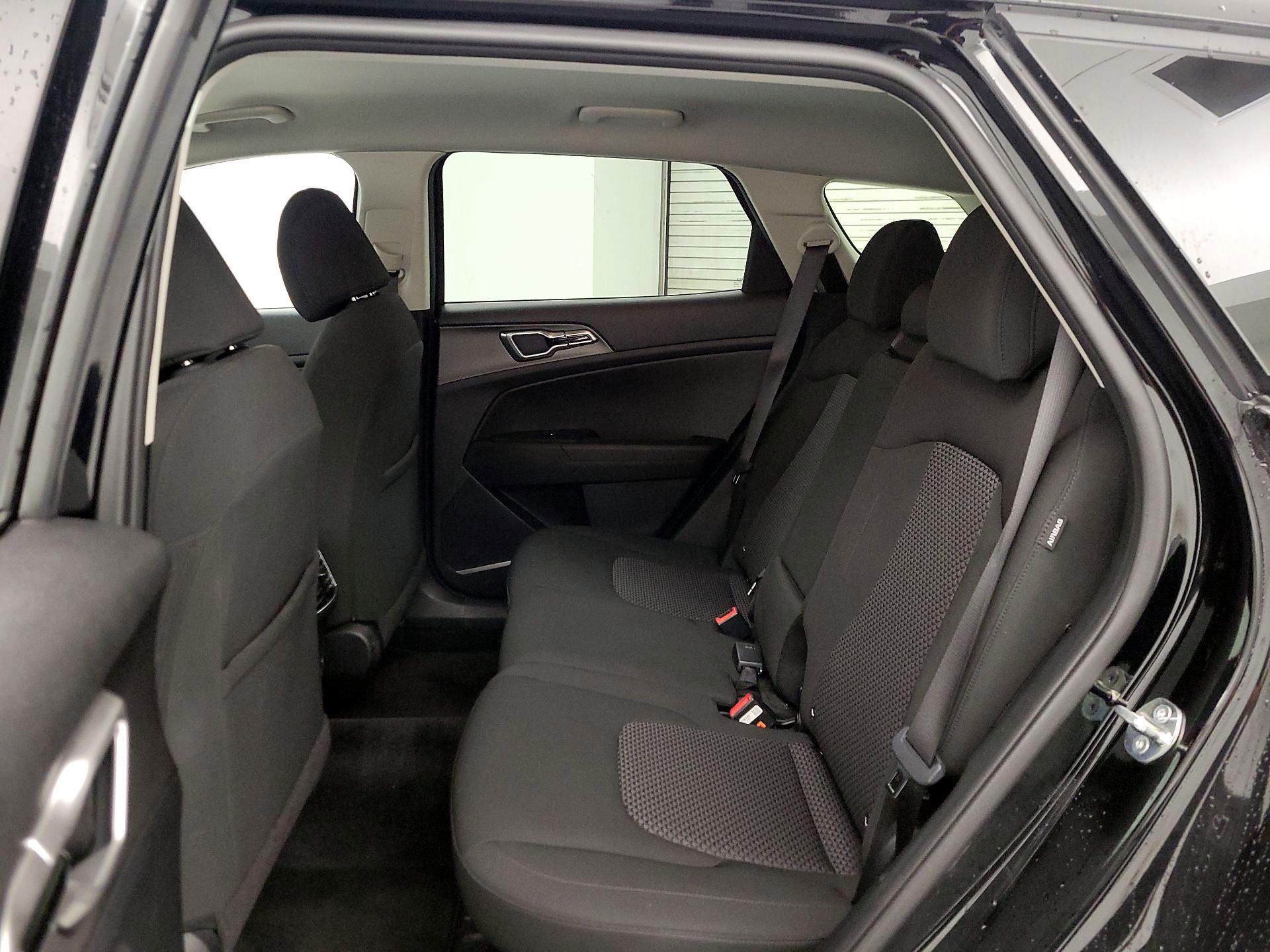 Thumbnail: 2025 Kia Sportage - 19