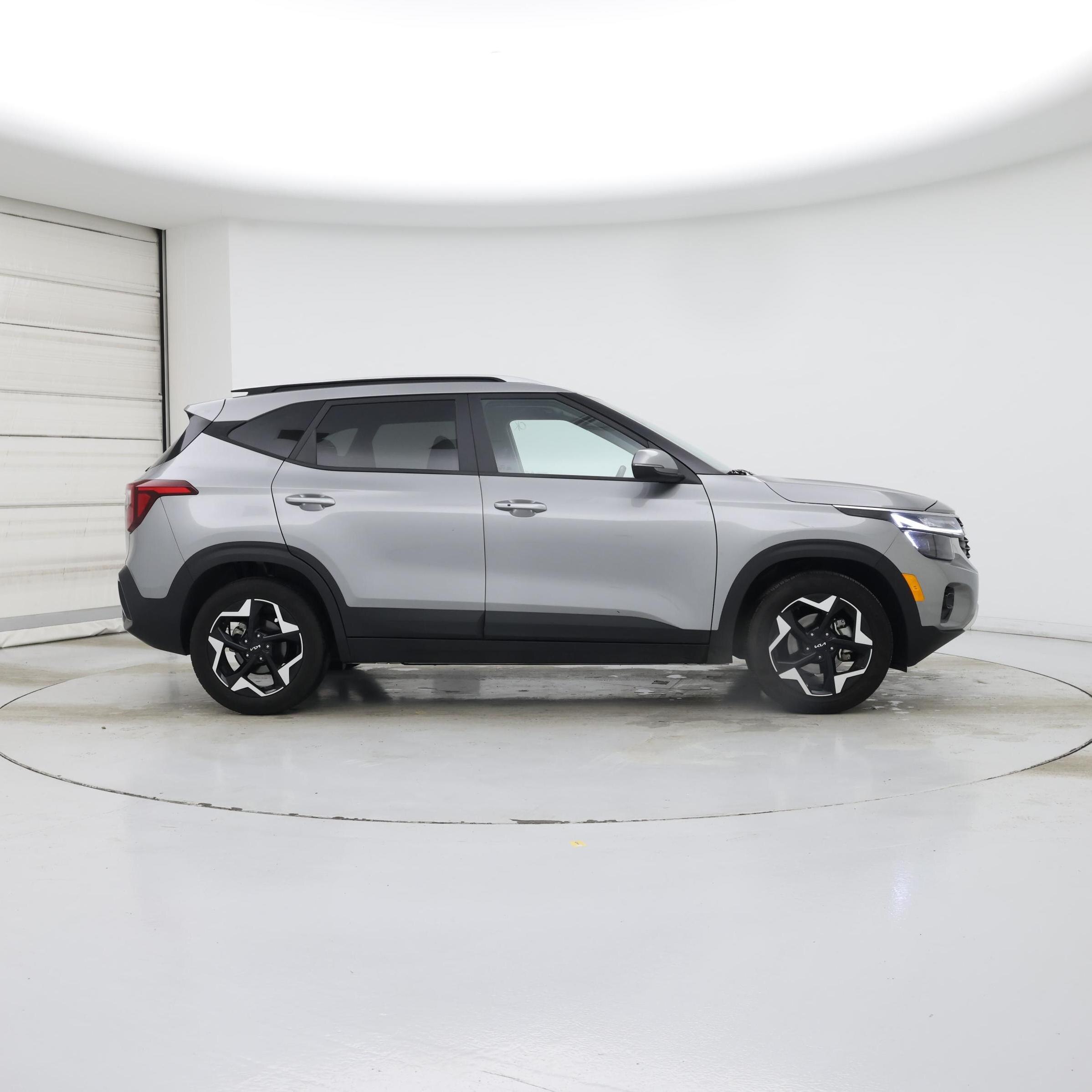 Thumbnail: 2025 Kia Seltos - 7