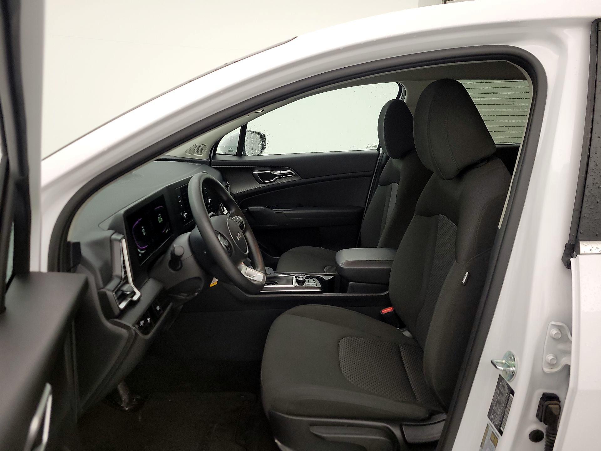 Thumbnail: 2025 Kia Sportage - 11