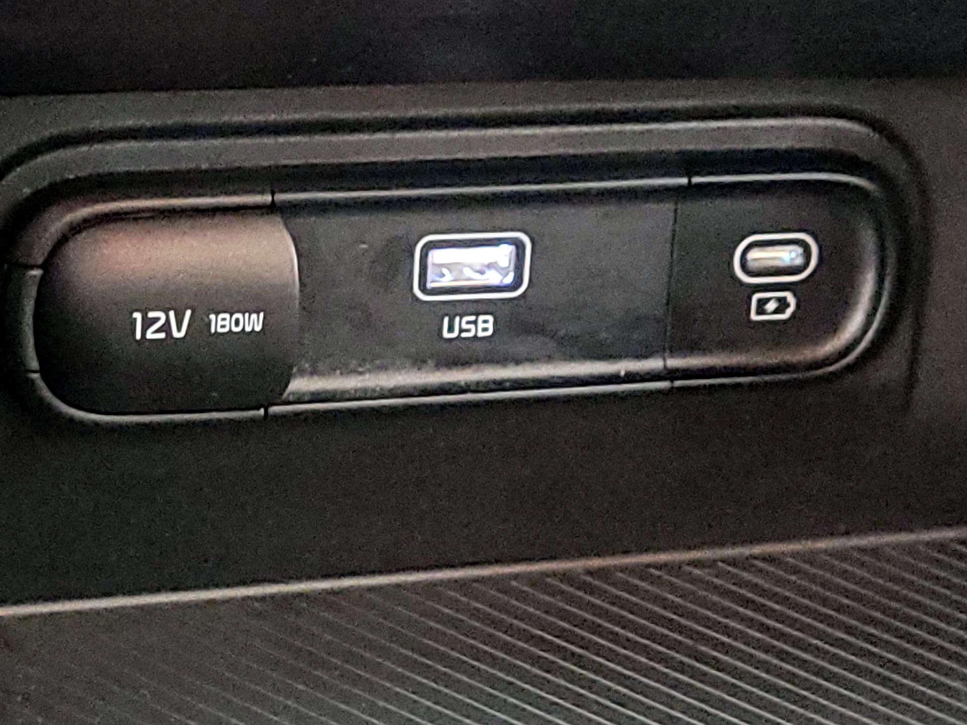 Thumbnail: 2025 Kia Sportage - 18