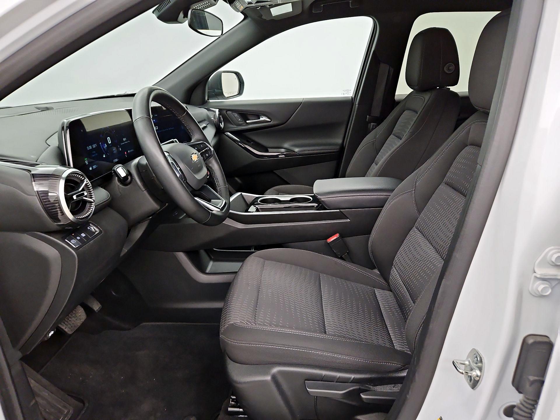 Thumbnail: 2025 Chevrolet Equinox - 11