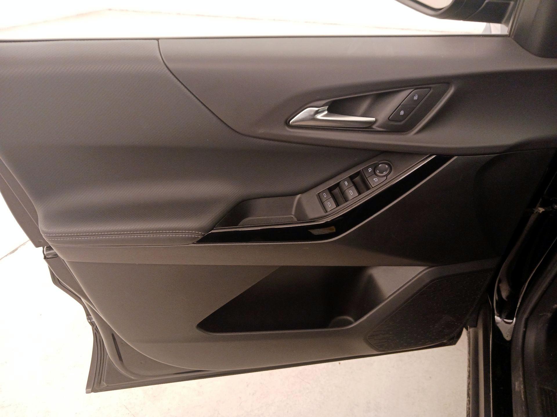 Thumbnail: 2025 Chevrolet Equinox - 12