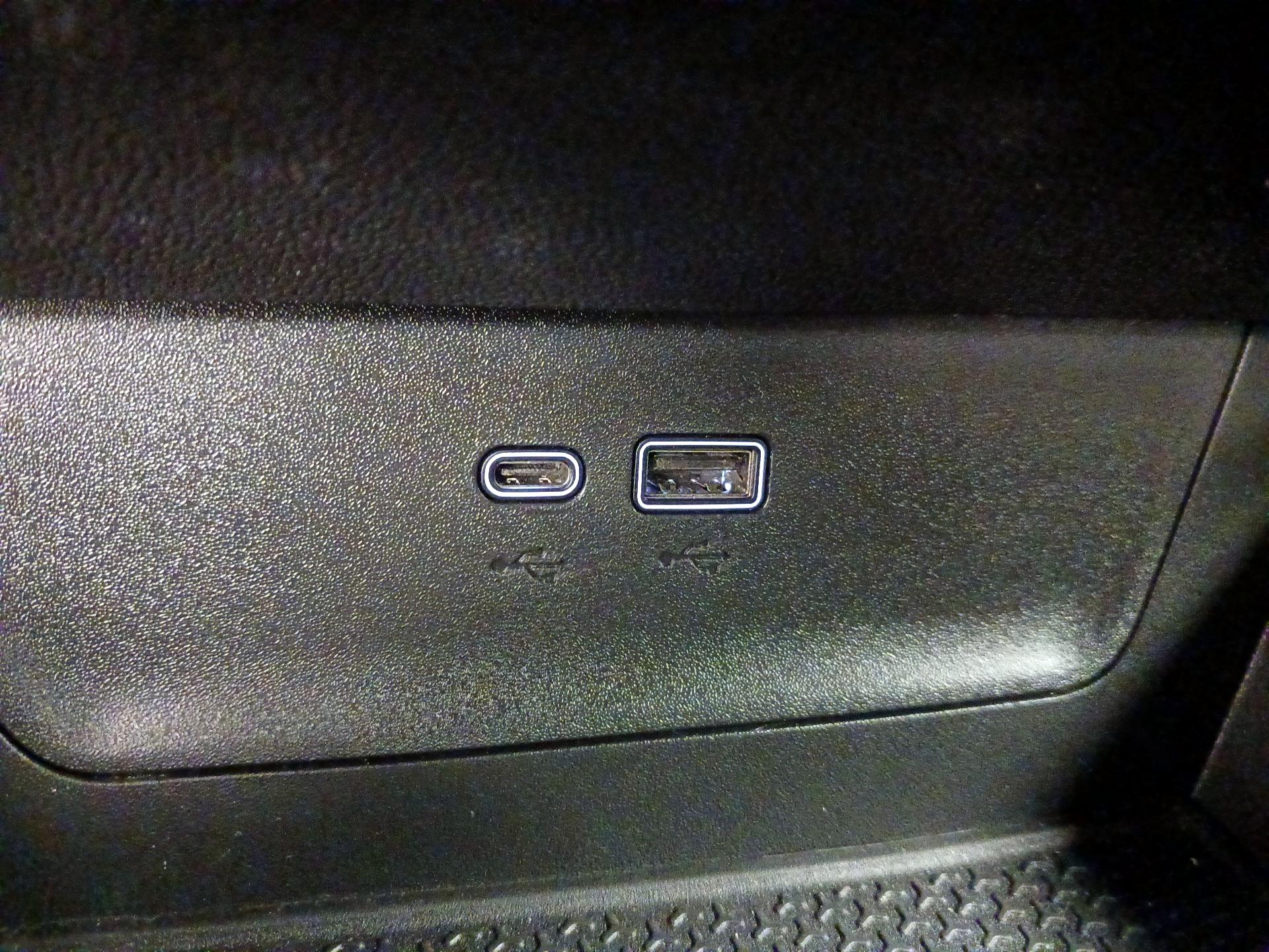 Thumbnail: 2025 Chevrolet Equinox - 18