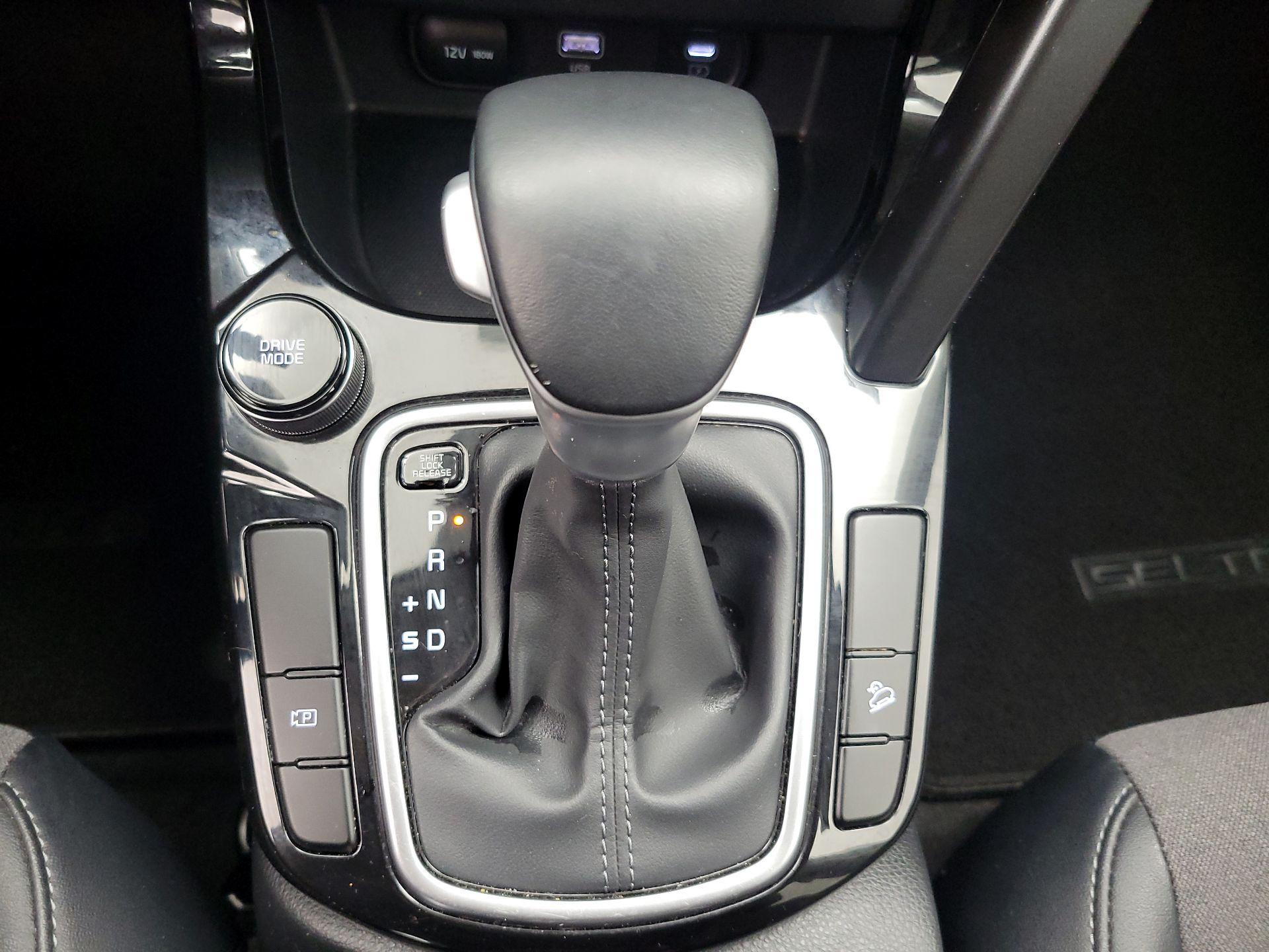 Thumbnail: 2025 Kia Seltos - 18