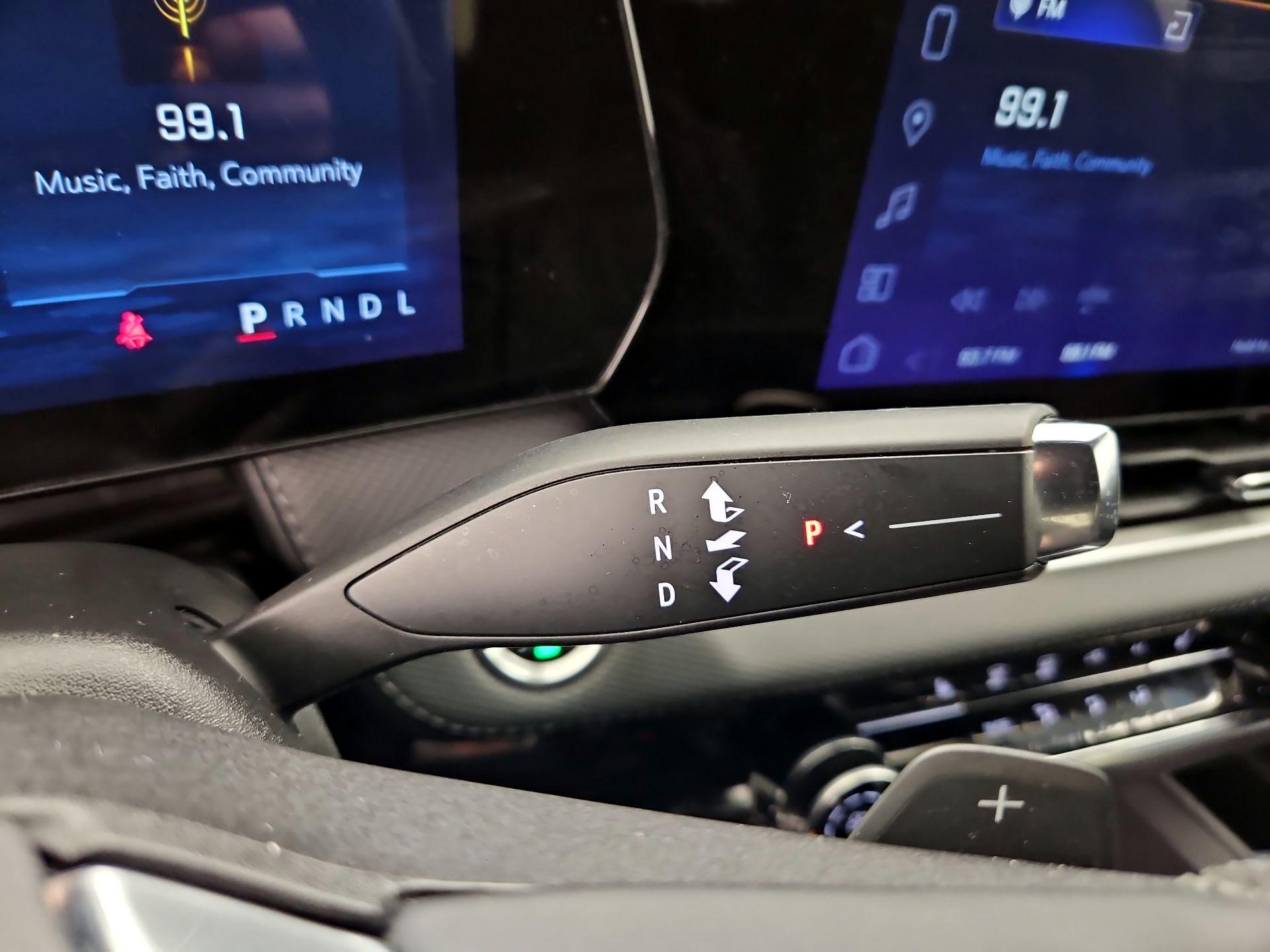 Thumbnail: 2025 Chevrolet Equinox - 17