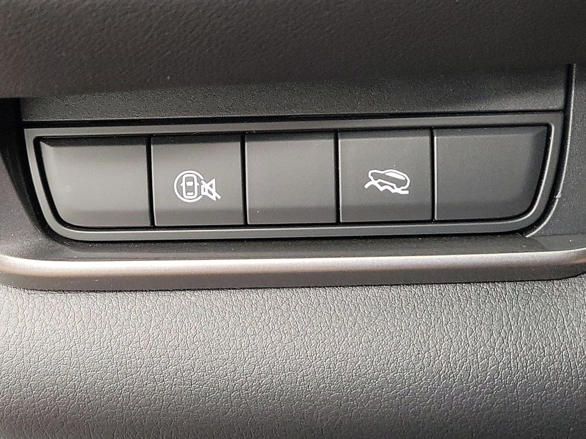 Thumbnail: 2025 Mazda CX-30 - 13