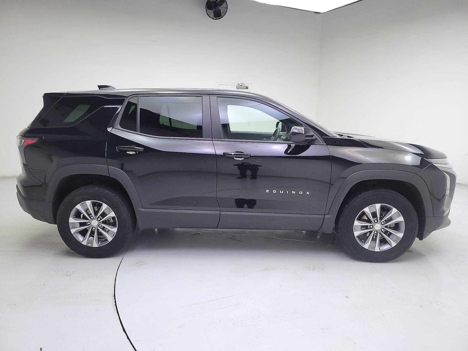 Thumbnail: 2025 Chevrolet Equinox - 4