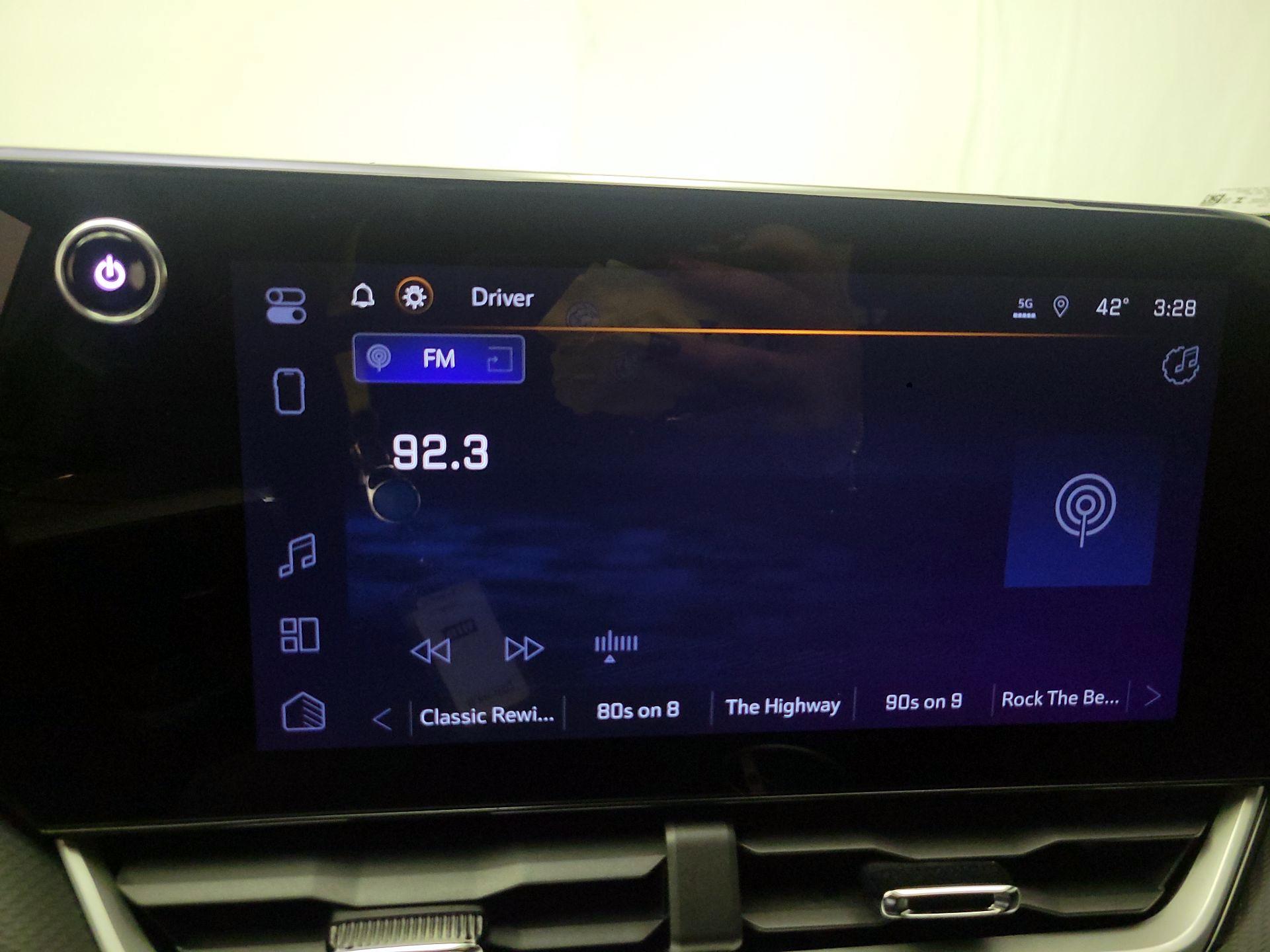 Thumbnail: 2025 Chevrolet Equinox - 14