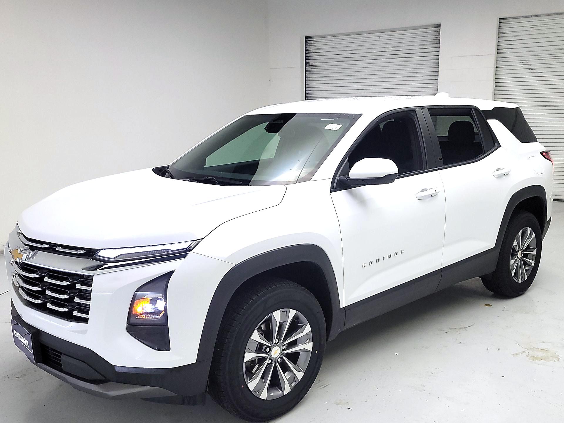 Thumbnail: 2025 Chevrolet Equinox - 3